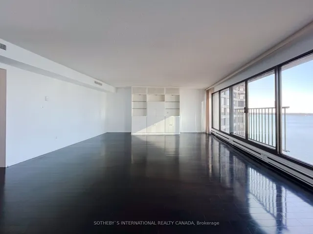 Additional property image - 65 Harbour Sq Unit 1110