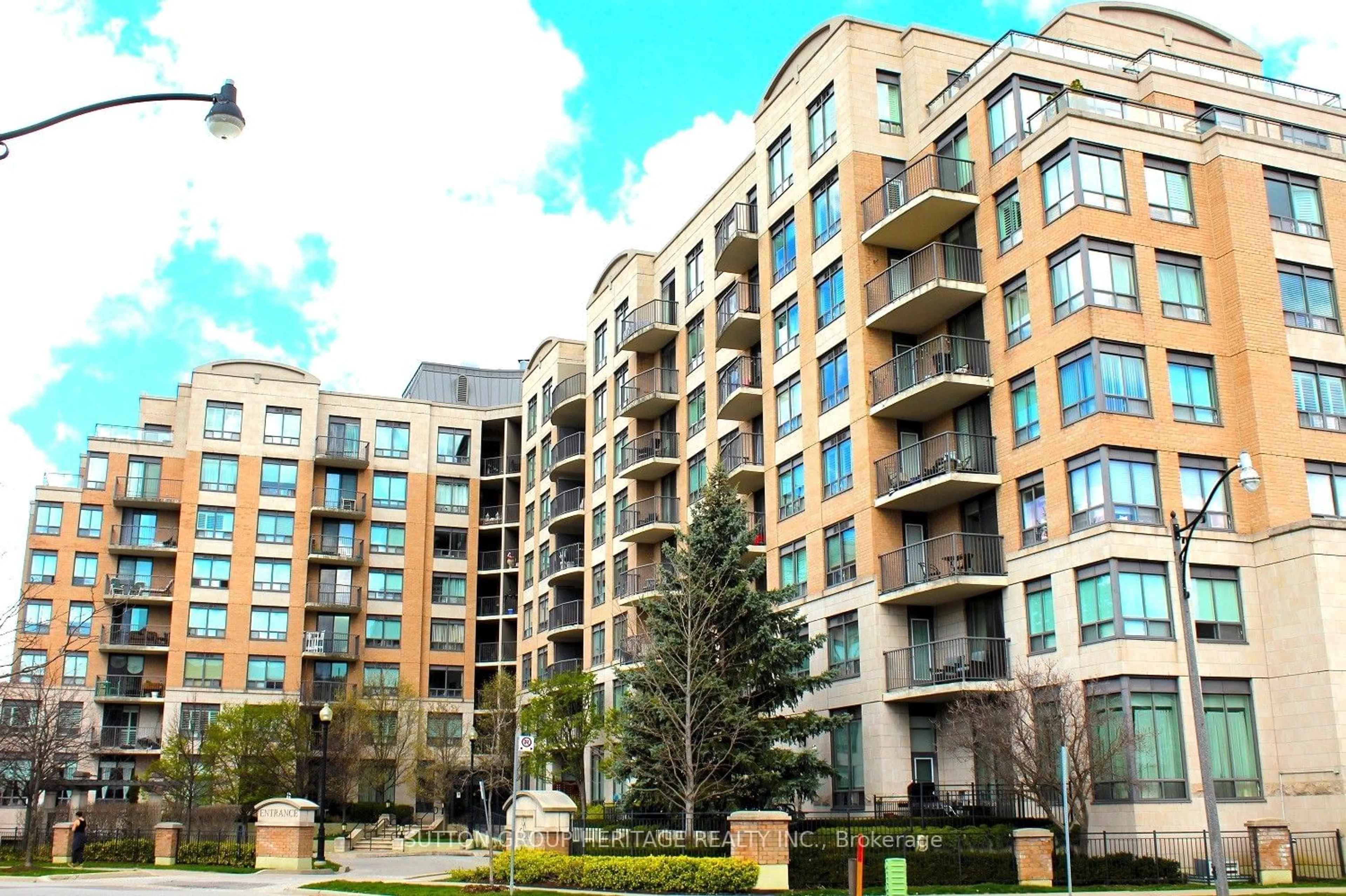 A pic from exterior of the house or condo for 16 Dallimore Circ #712, Toronto Ontario M3C 4C4