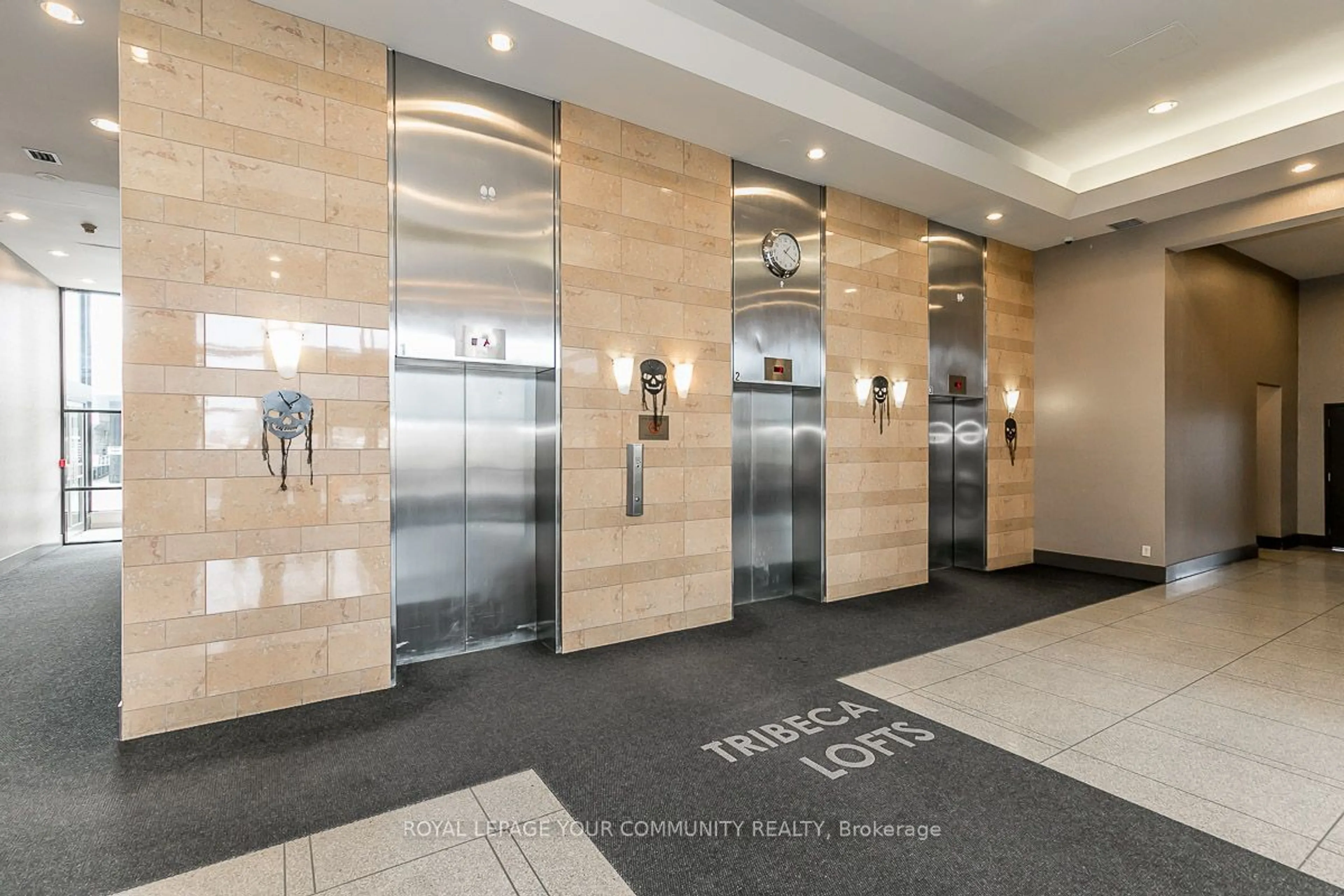 Indoor lobby for 797 Don Mills Rd #Lph06, Toronto Ontario M3C 1V1