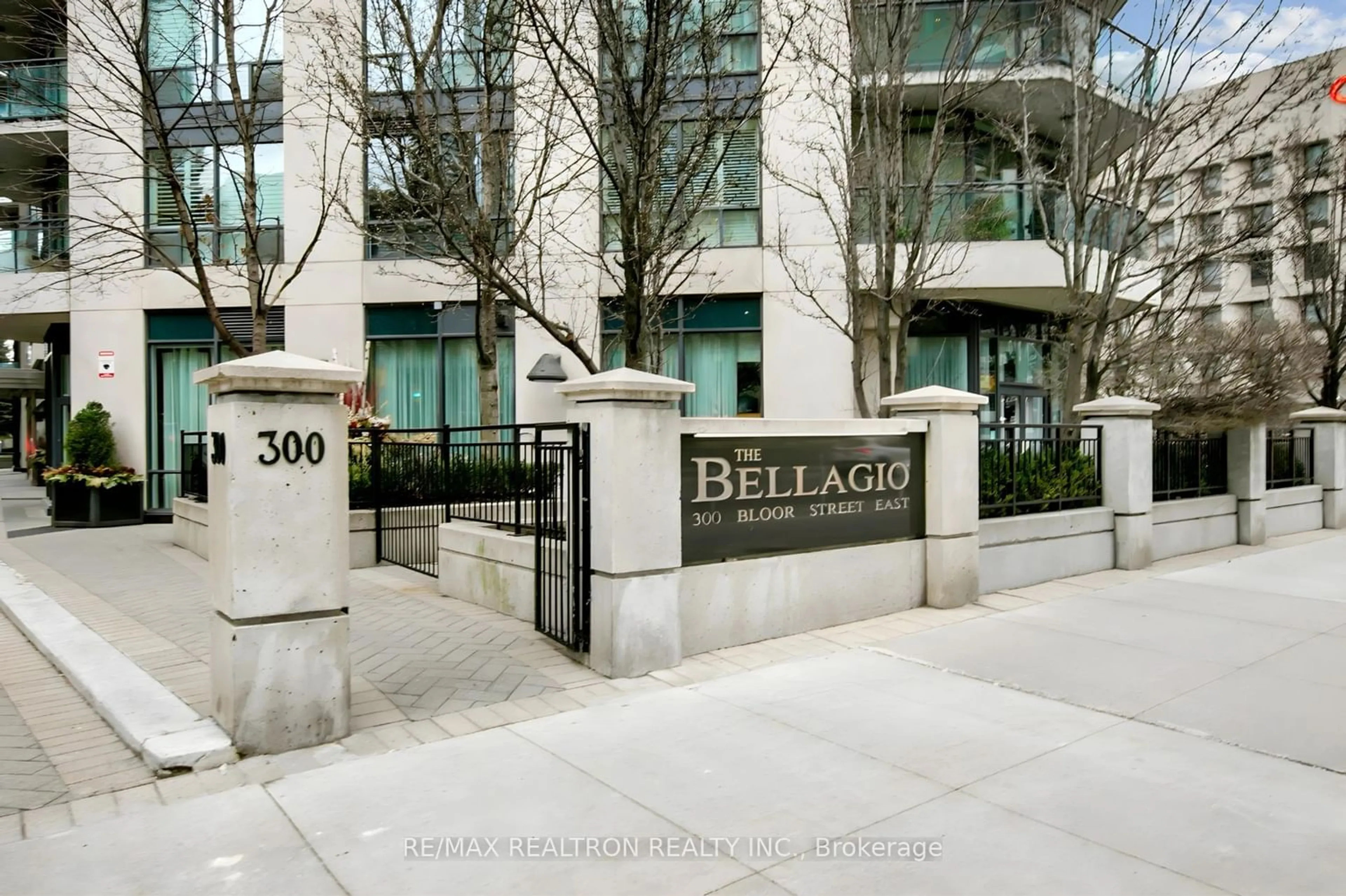 A pic from exterior of the house or condo for 300 Bloor St #1107, Toronto Ontario M4W 3Y2