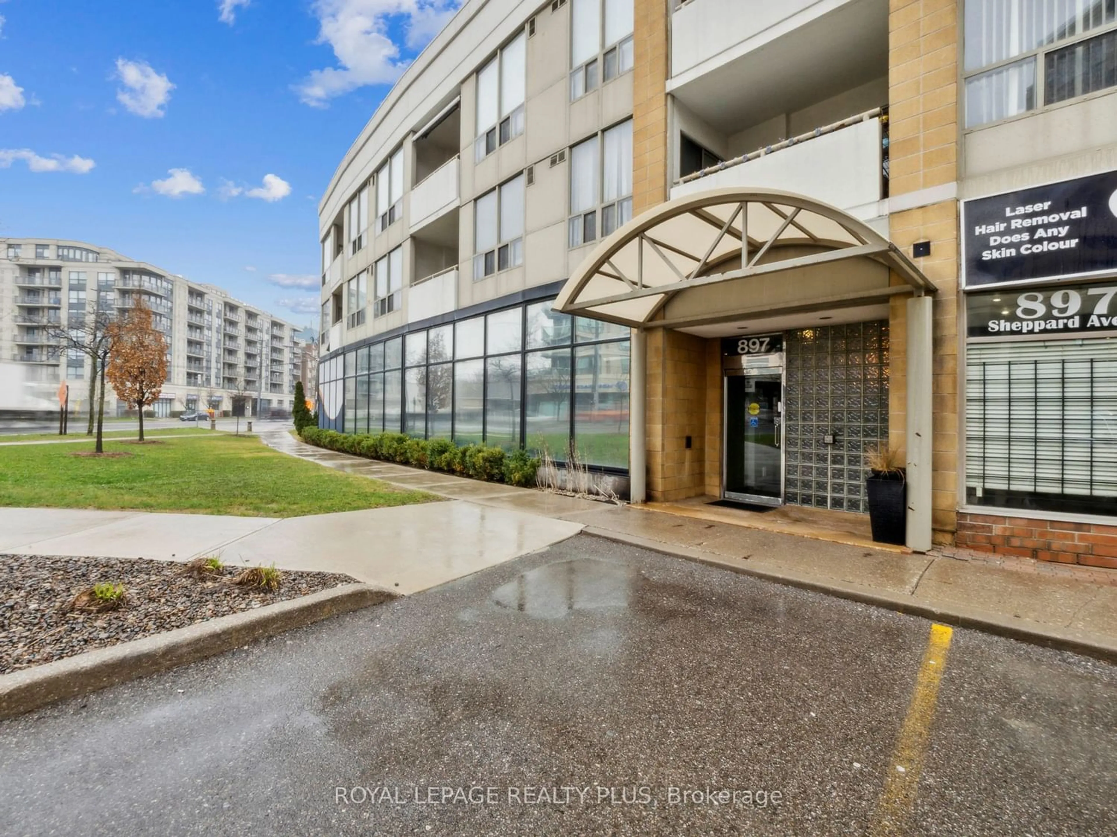 A pic from exterior of the house or condo for 897 Sheppard Ave West Ave #306, Toronto Ontario M3H 2T4