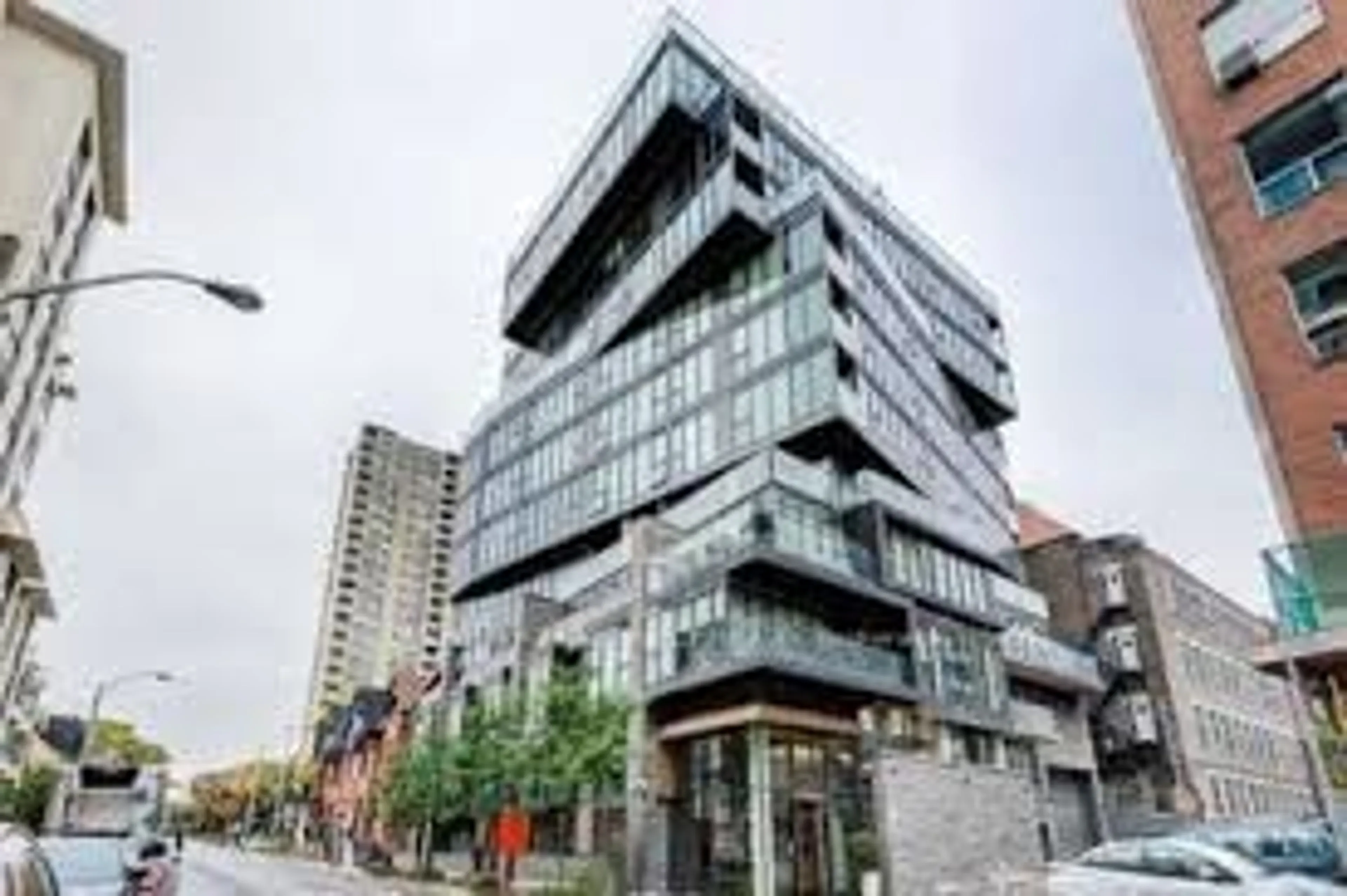 A pic from exterior of the house or condo for 15 Beverley St #405, Toronto Ontario M5T 1X8