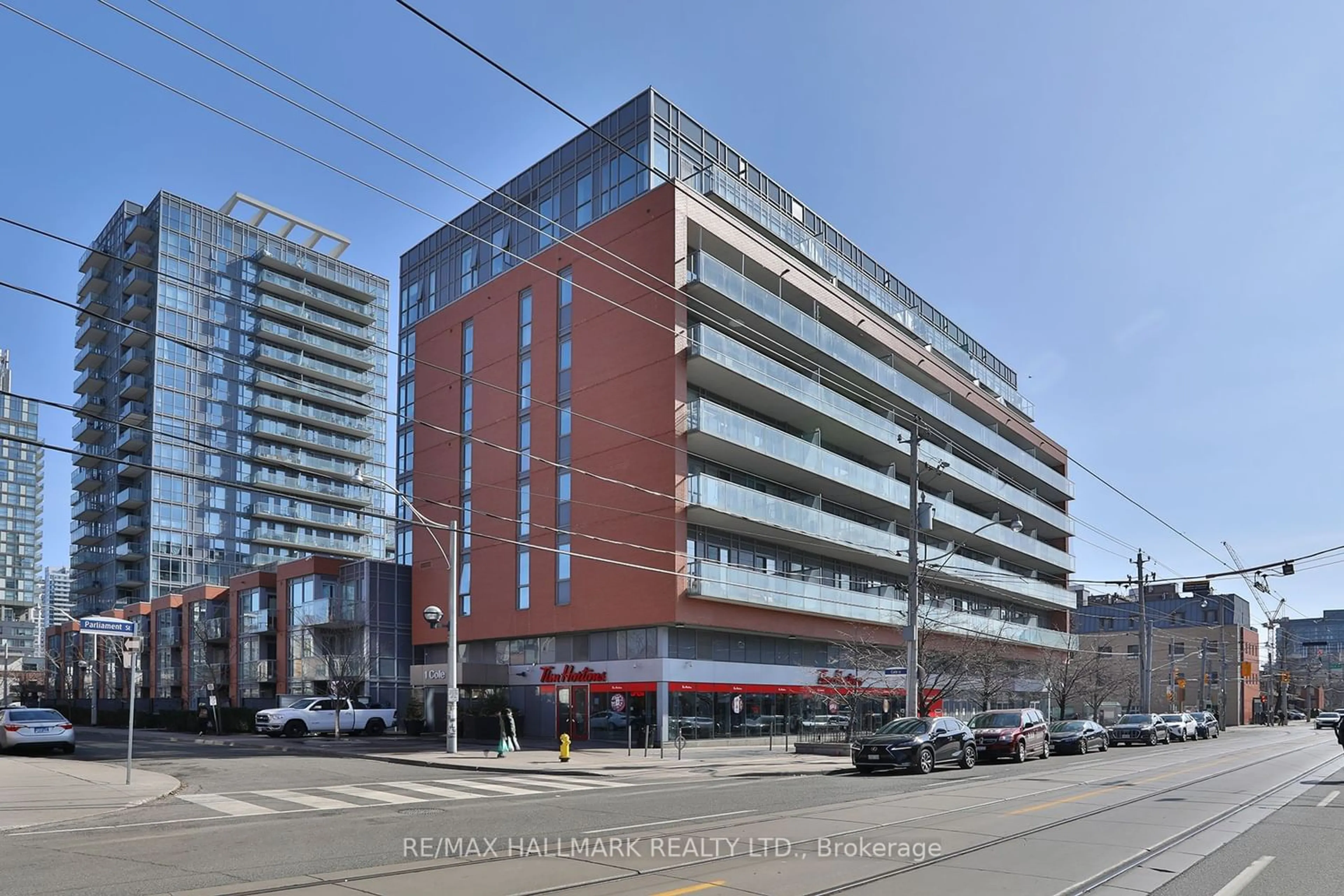 Street view for 1 Cole St #611, Toronto Ontario M5A 4M2