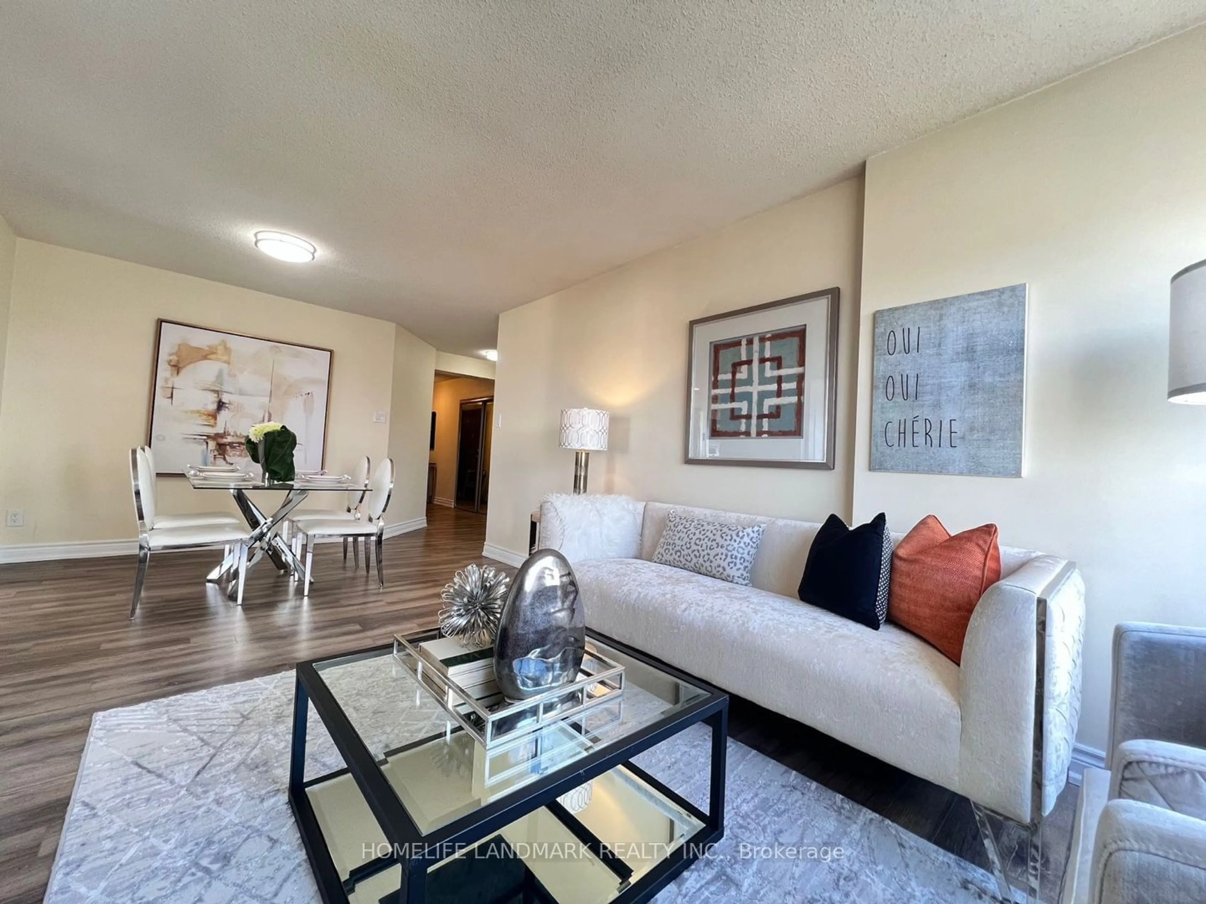 Living room for 1101 Steeles Ave #1003, Toronto Ontario M2R 3W5