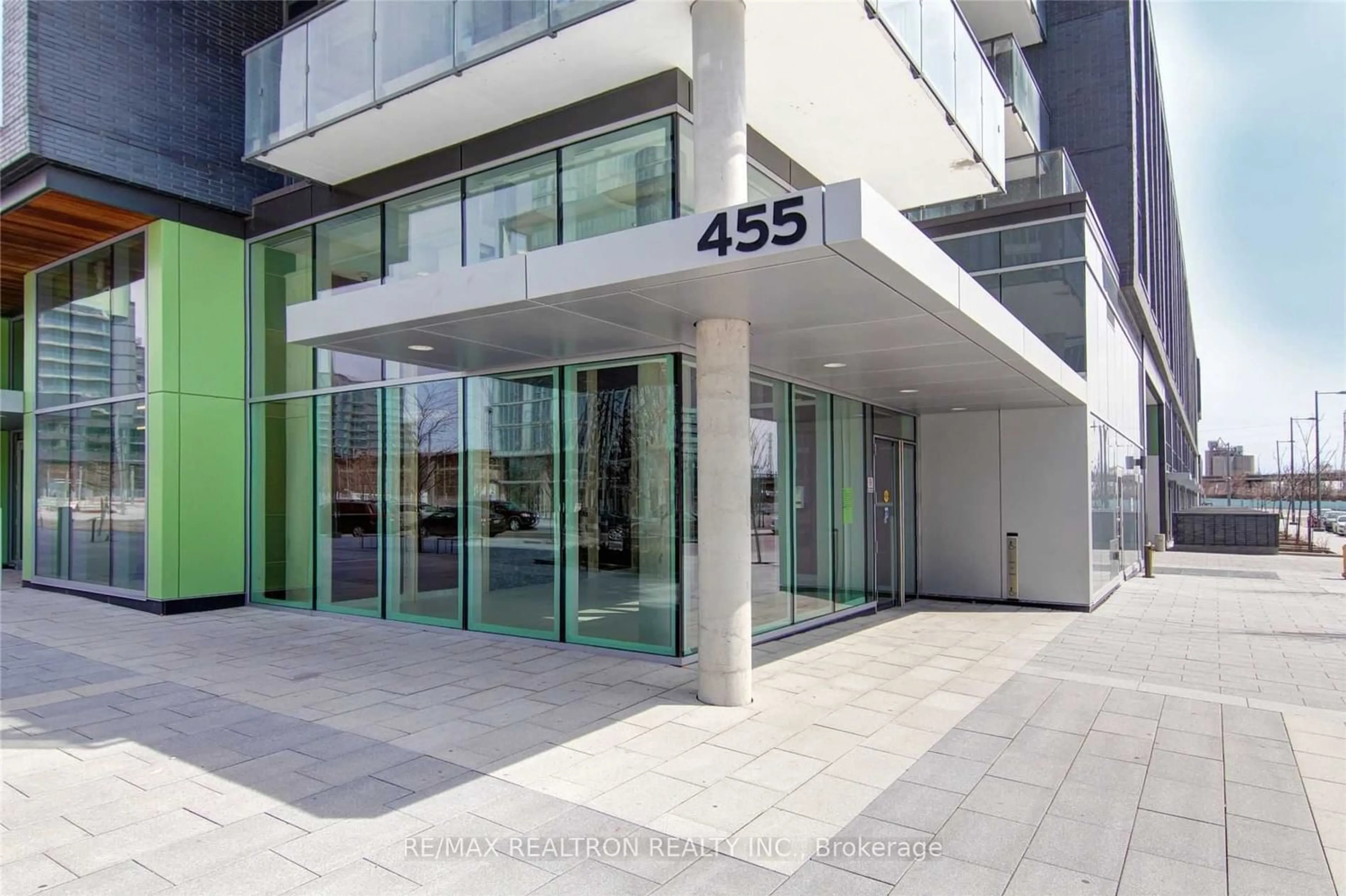 Outside view for 455 Front St #S301, Toronto Ontario M5A 0G2