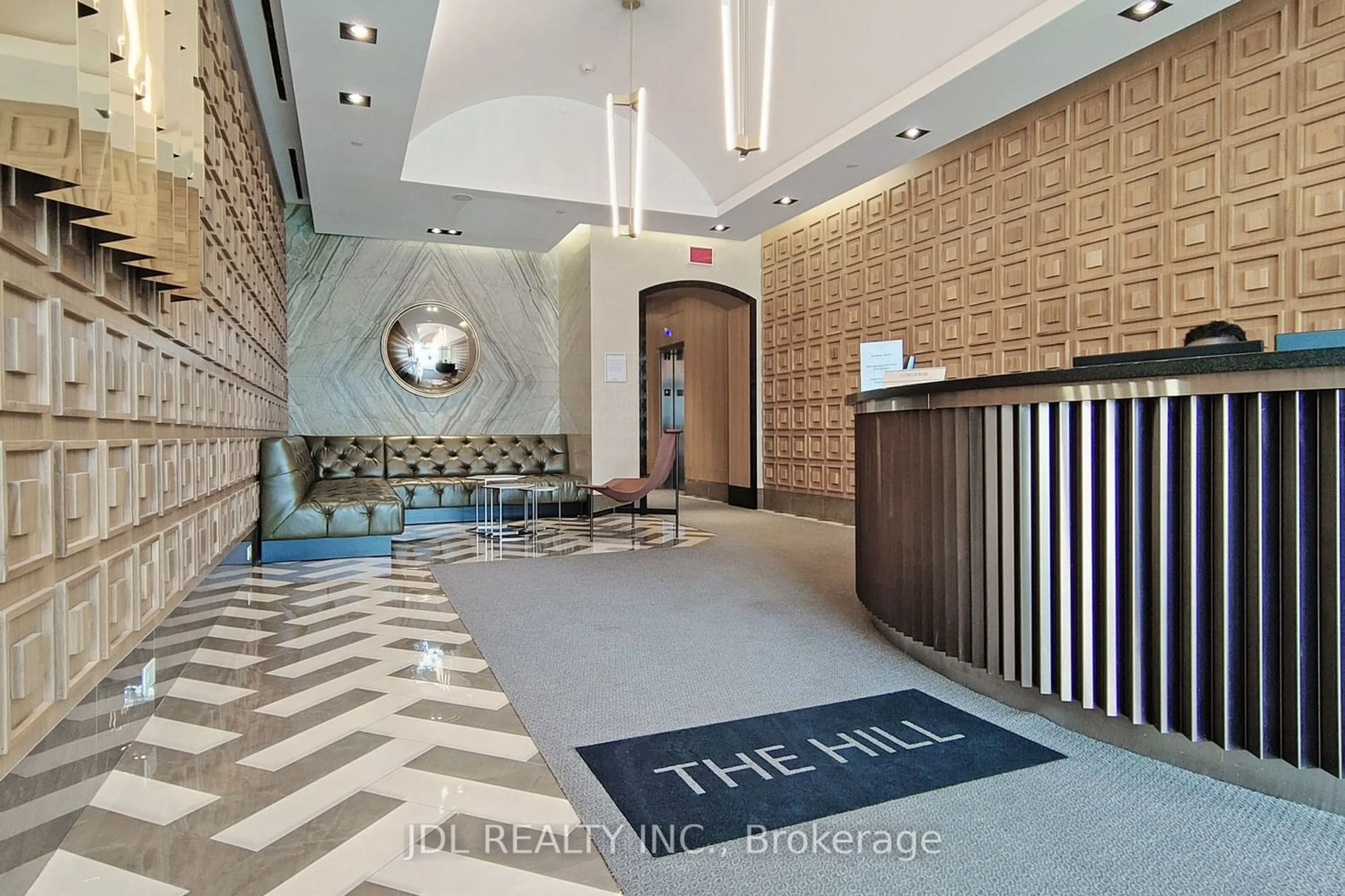 Indoor lobby for 170 Chiltern Hill Rd #316, Toronto Ontario M6C 0A9