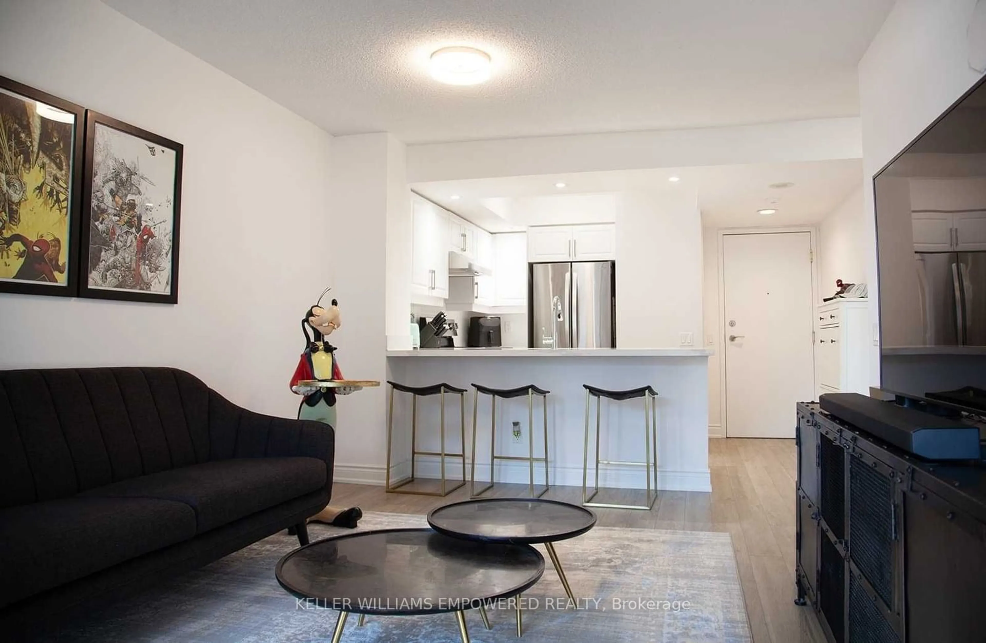 Living room for 15 Northtown Way #623, Toronto Ontario M2N 7A2