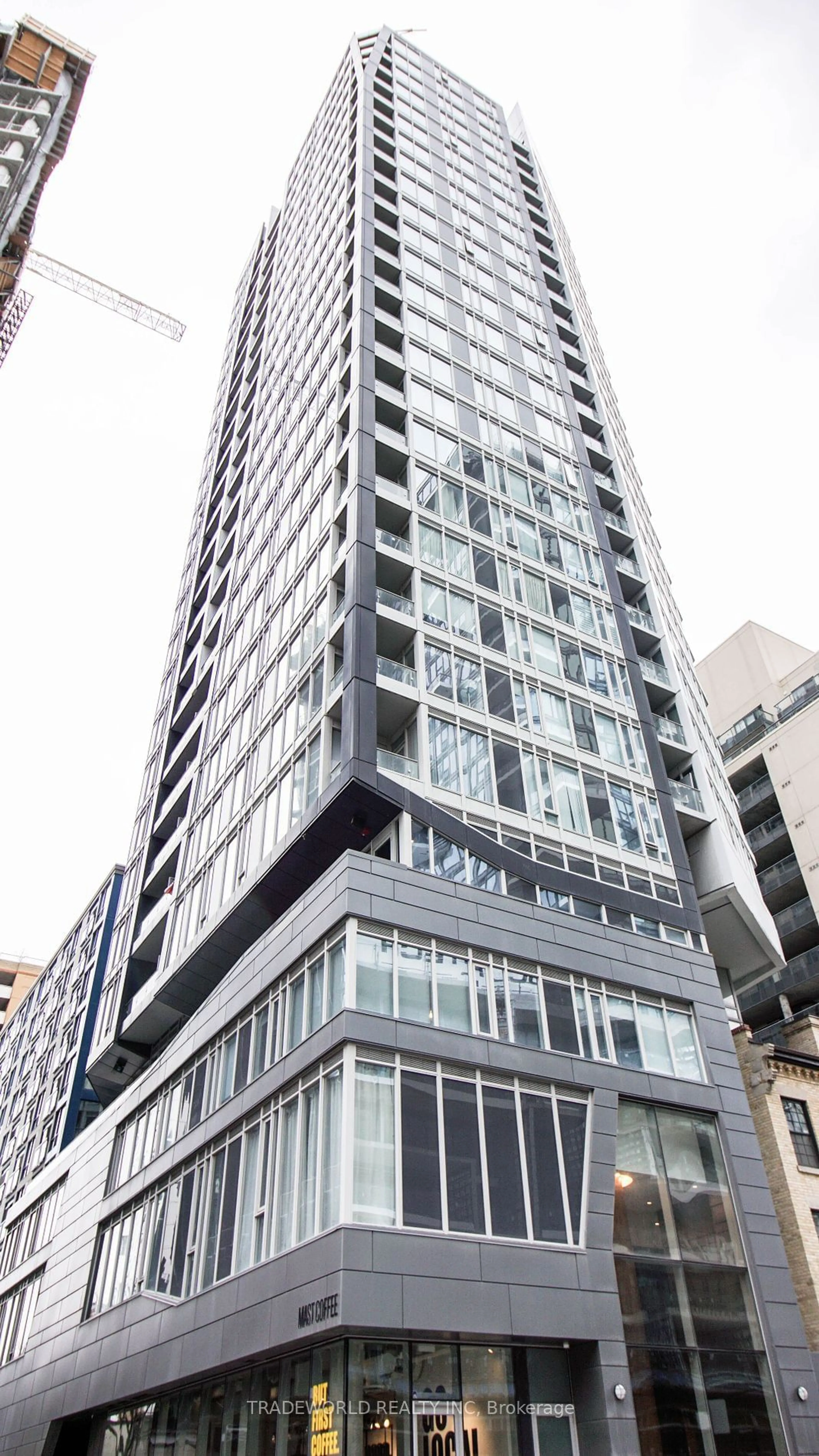 A pic from exterior of the house or condo for 68 Shuter St #2703, Toronto Ontario M5B 0B4