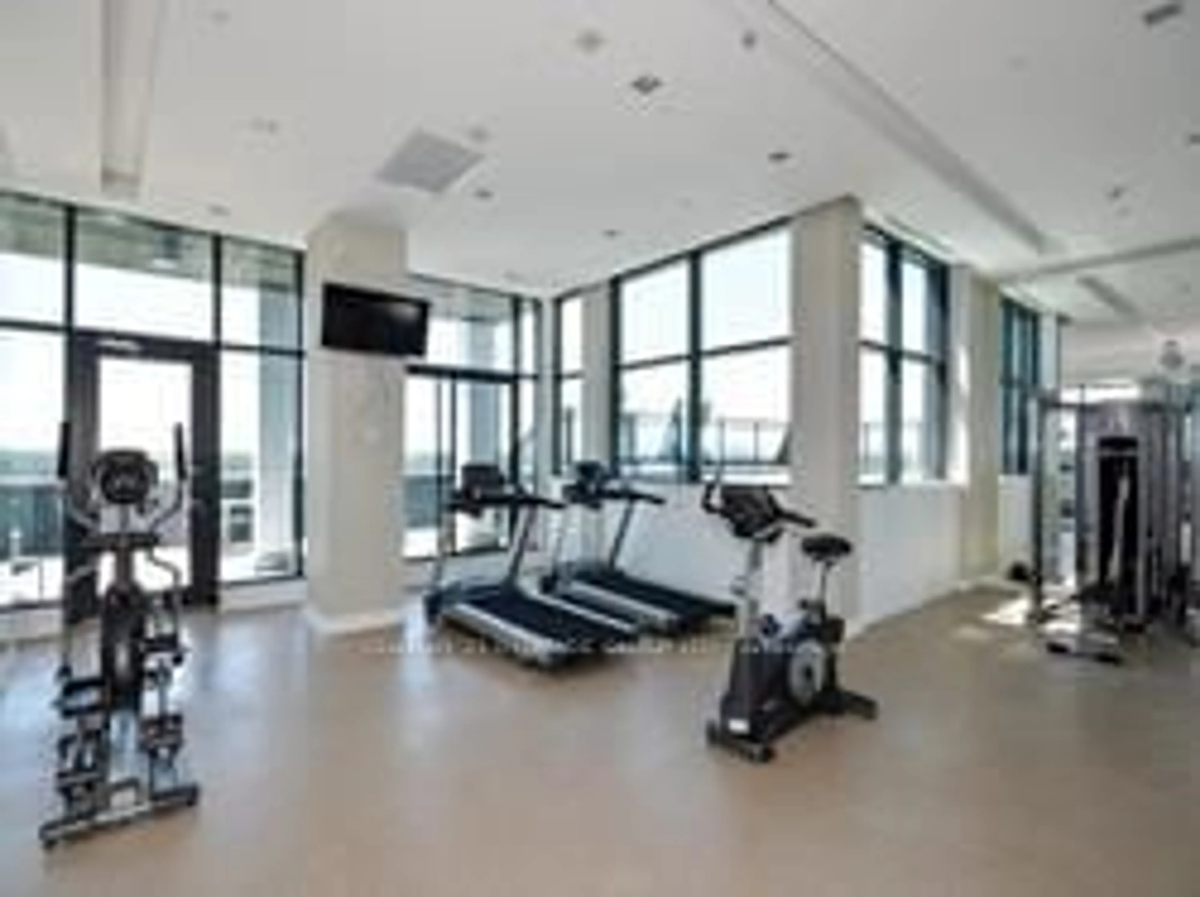 Gym or fitness room for 75 The Donway St #611, Toronto Ontario M3C 2E9