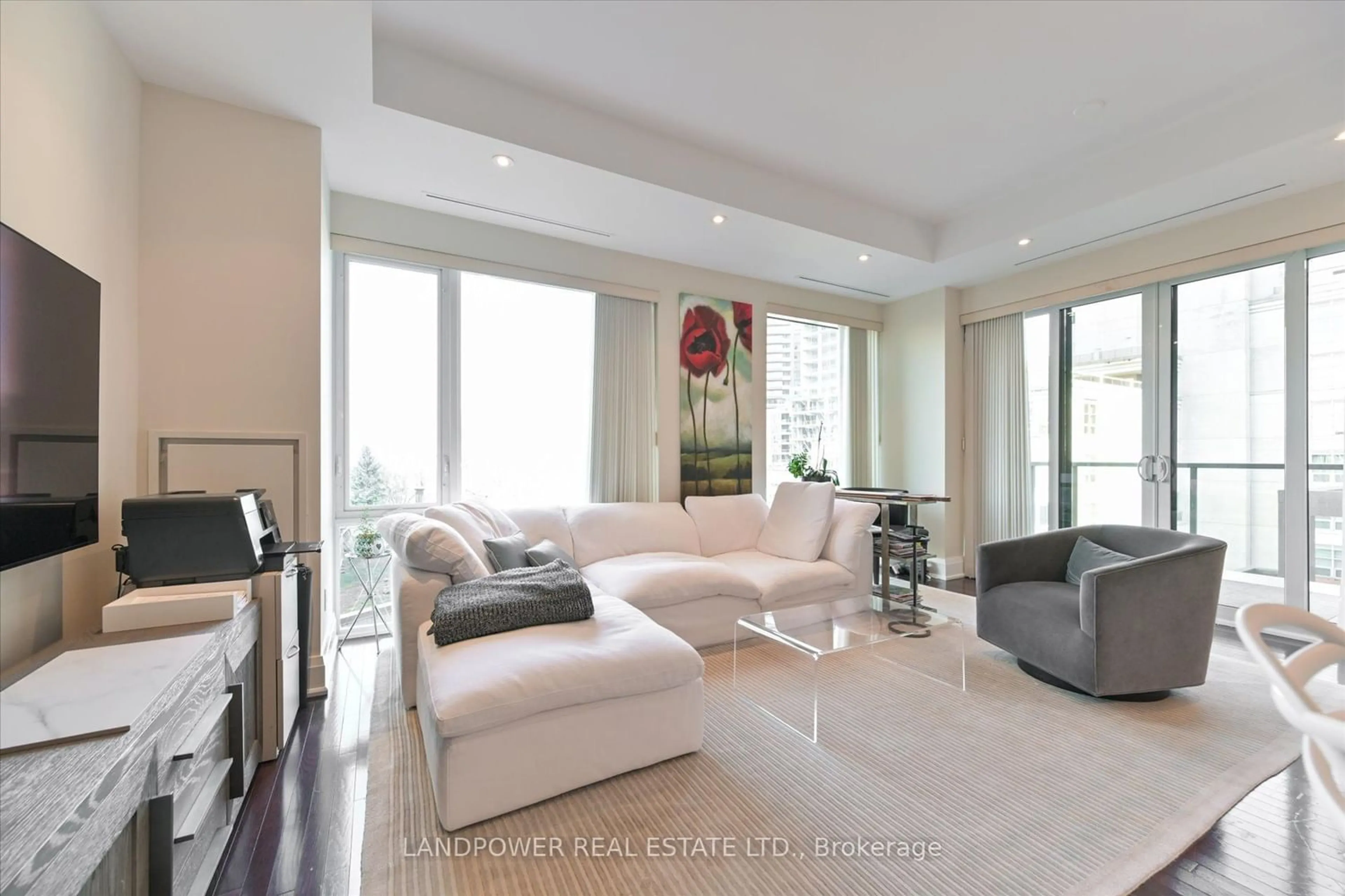 Living room for 80 Yorkville Ave #503, Toronto Ontario M5R 2C2
