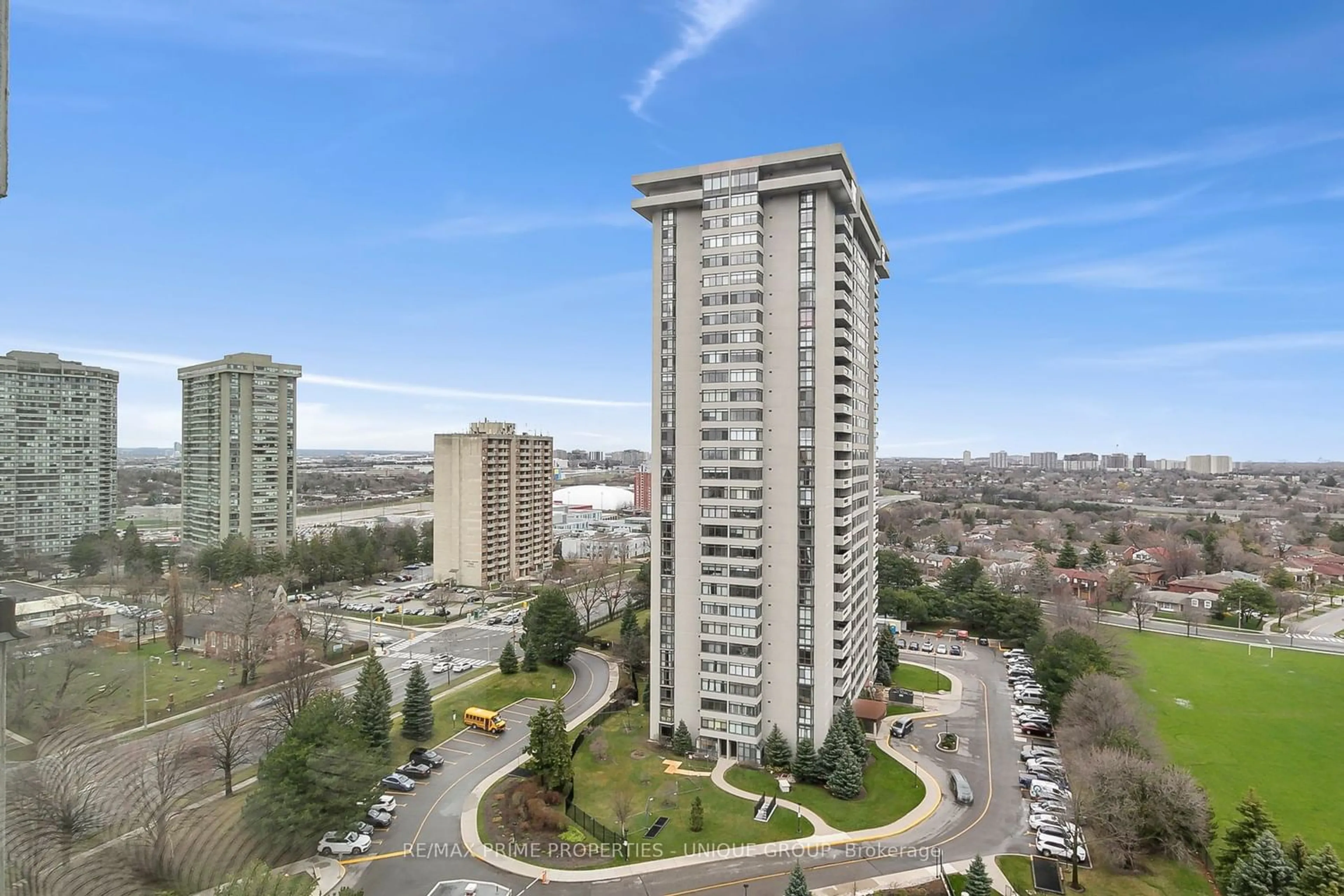 A pic from exterior of the house or condo for 3303 Don Mills Rd #1704, Toronto Ontario M2J 4T6