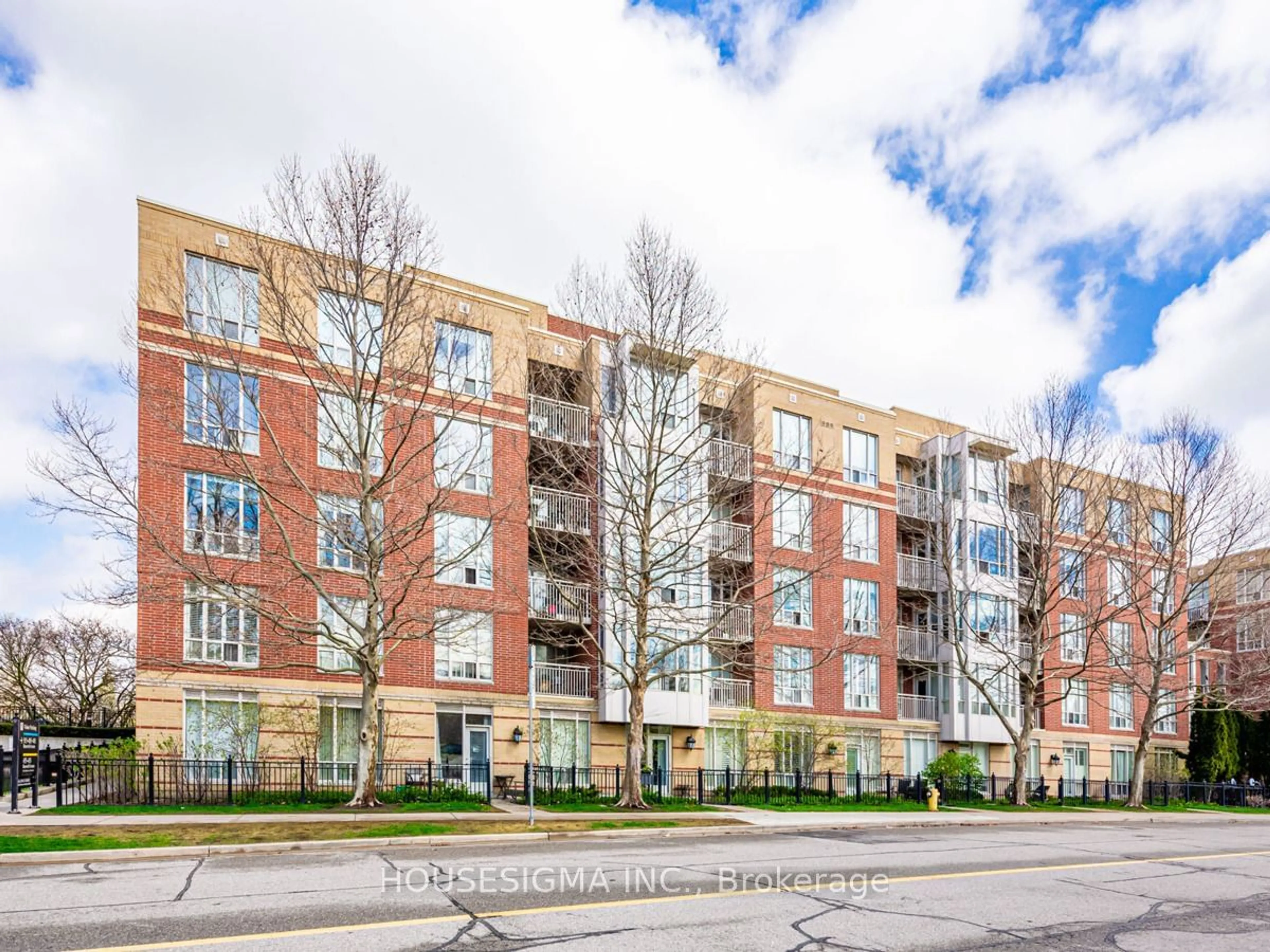 A pic from exterior of the house or condo for 485 Rosewell Ave #309, Toronto Ontario M4R 2J2