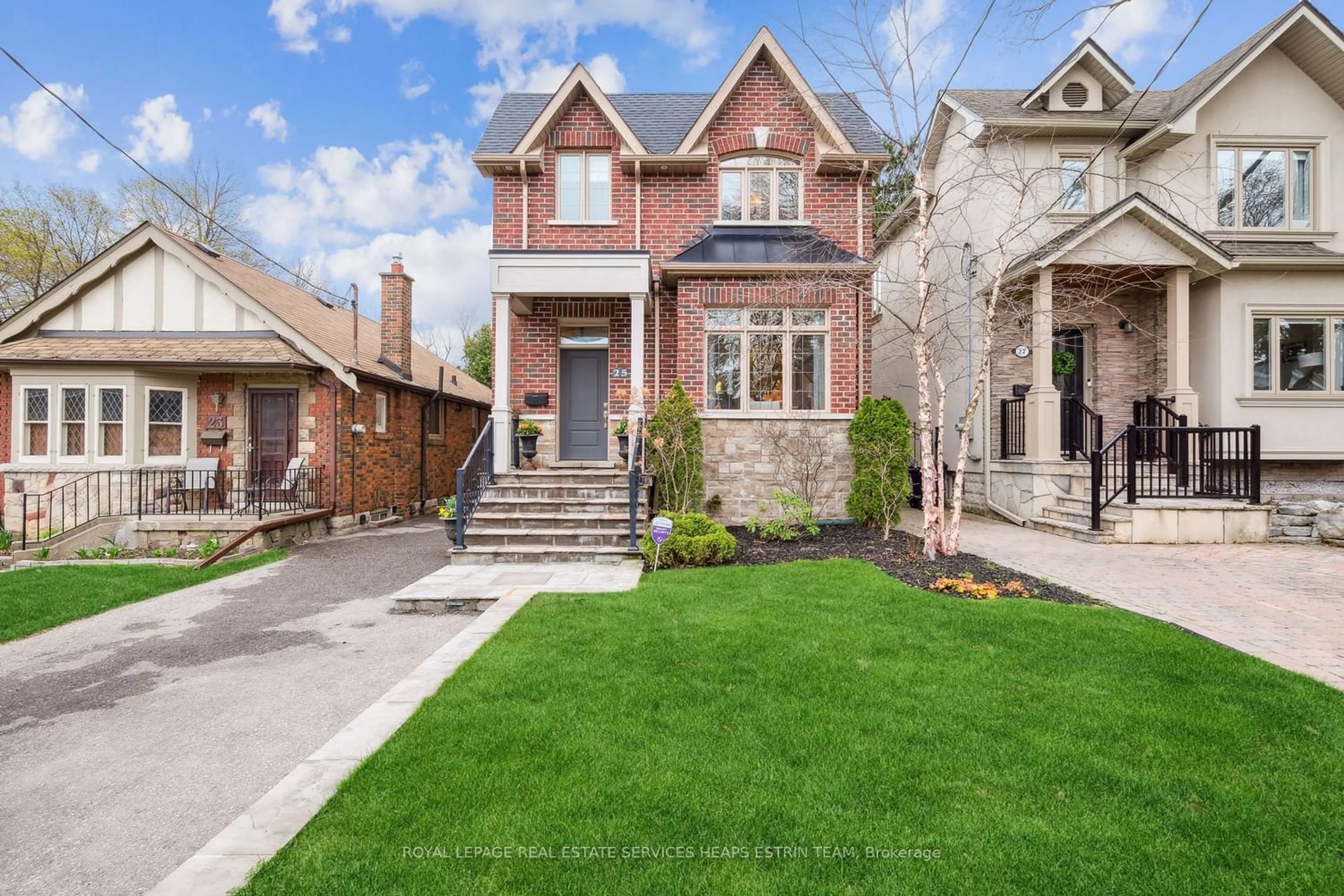 Home with brick exterior material for 25 Southvale Dr, Toronto Ontario M4G 1G1