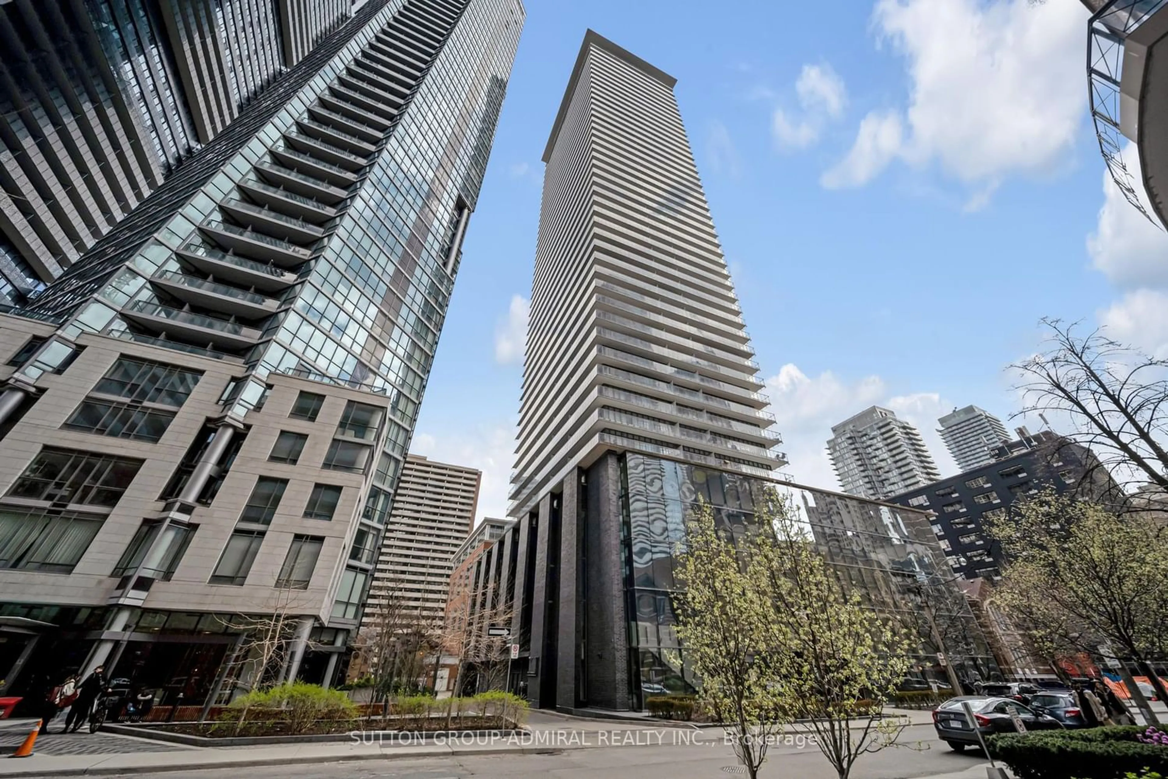 A pic from exterior of the house or condo for 33 Charles St #3306, Toronto Ontario M4Y 0A2