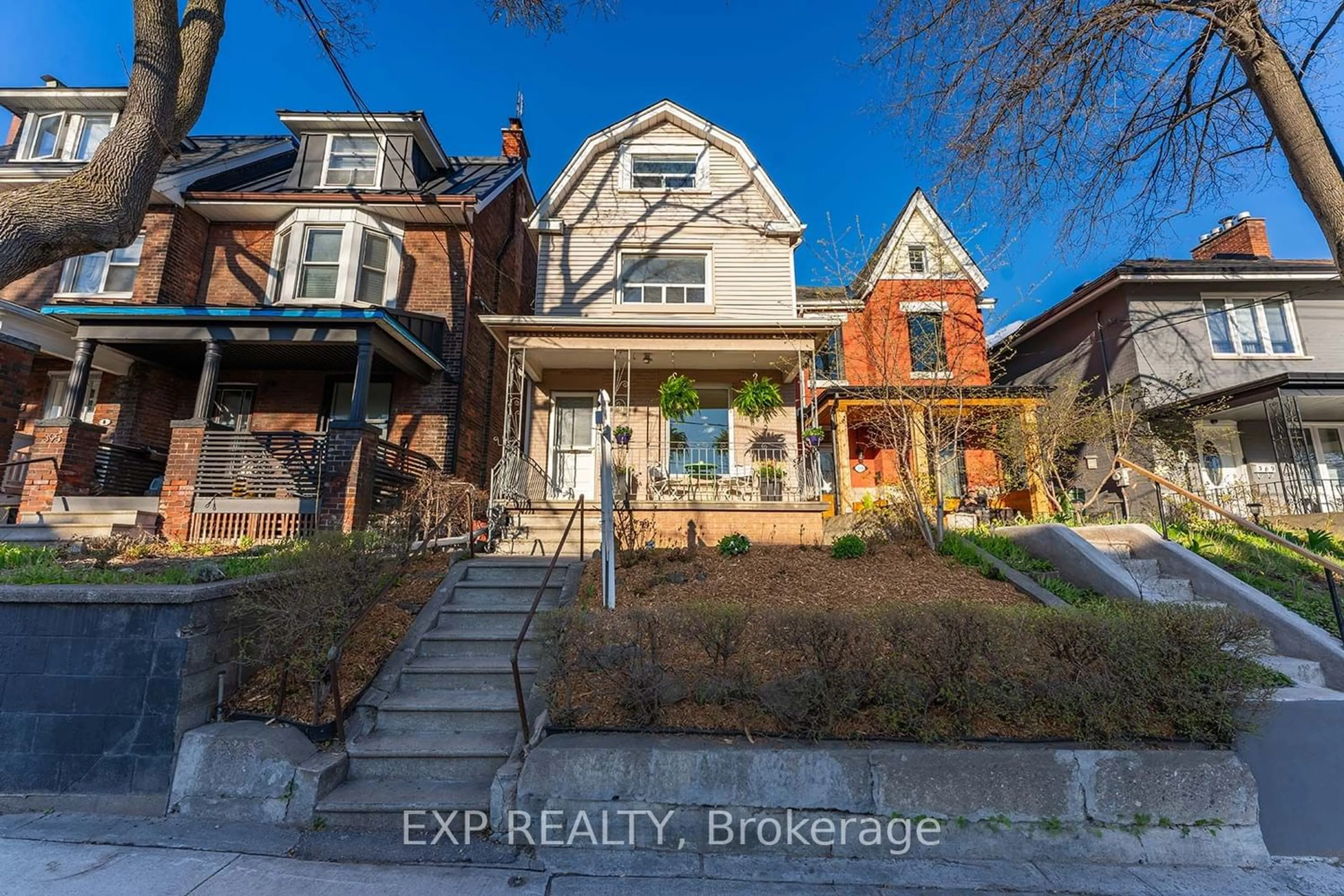Frontside or backside of a home for 393 Ossington Ave, Toronto Ontario M6J 3A6