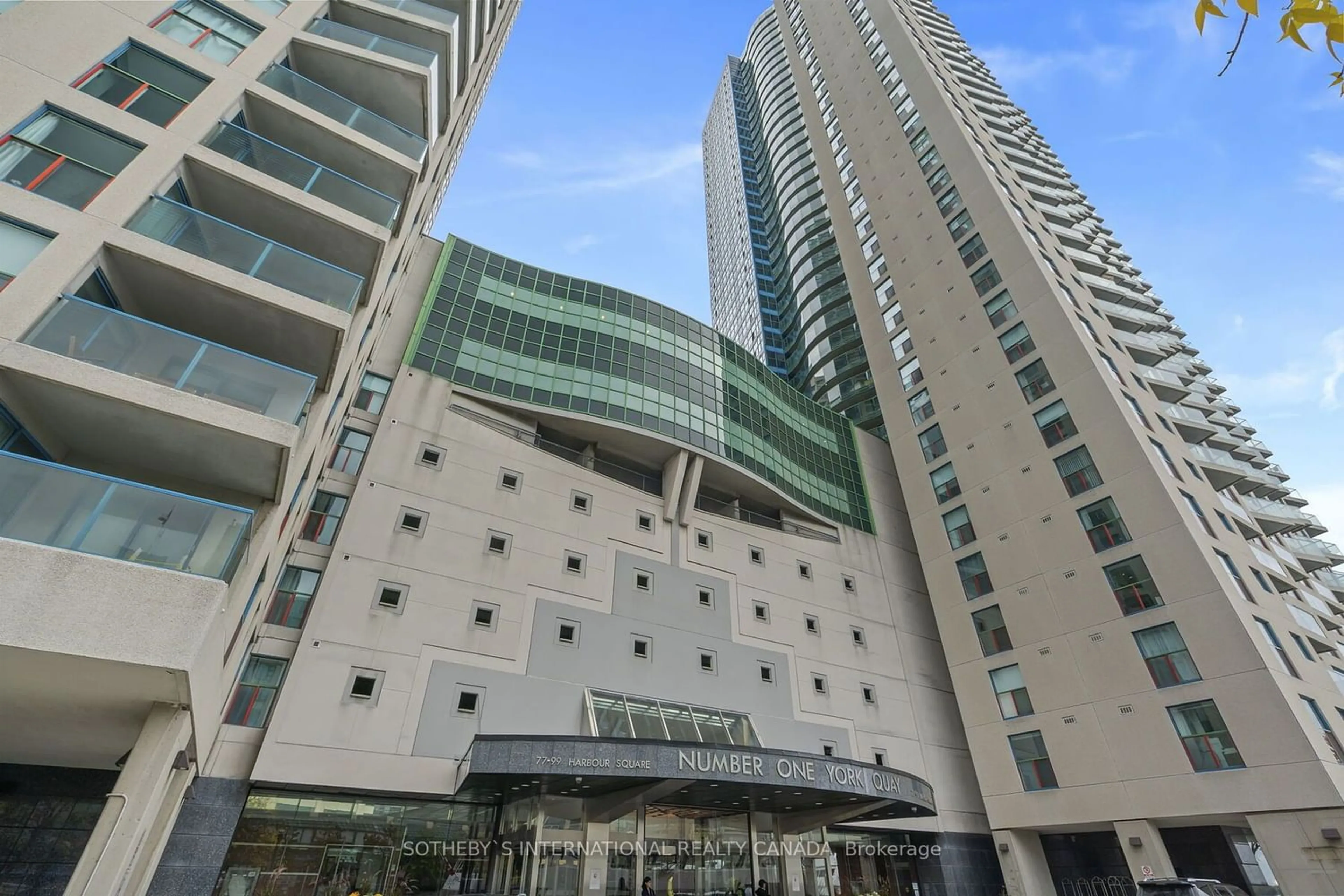 A pic from exterior of the house or condo for 77 Harbour Sq #3701, Toronto Ontario M5J 2S2