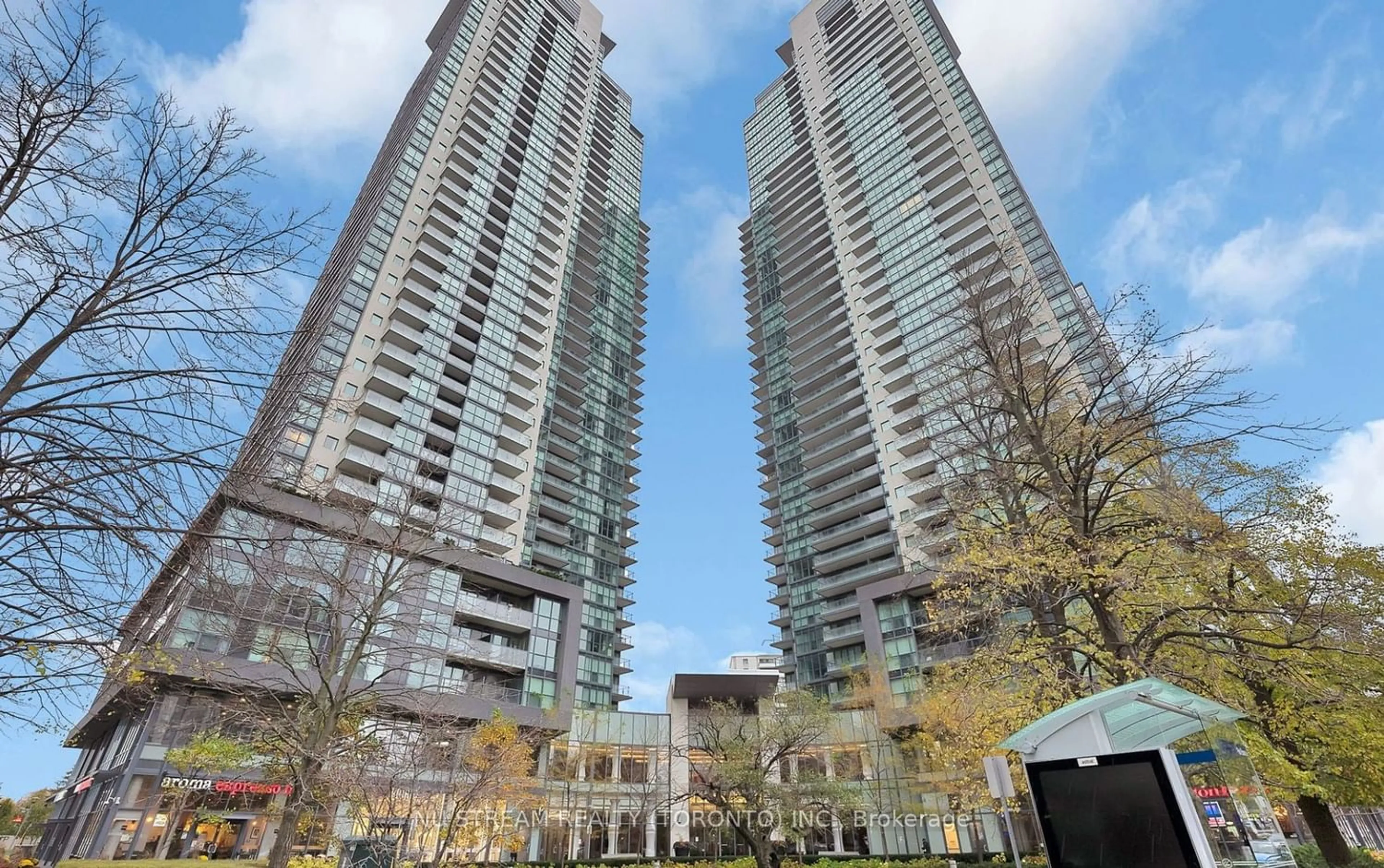 A pic from exterior of the house or condo for 5168 Yonge St #Lph508, Toronto Ontario M2N 0G1