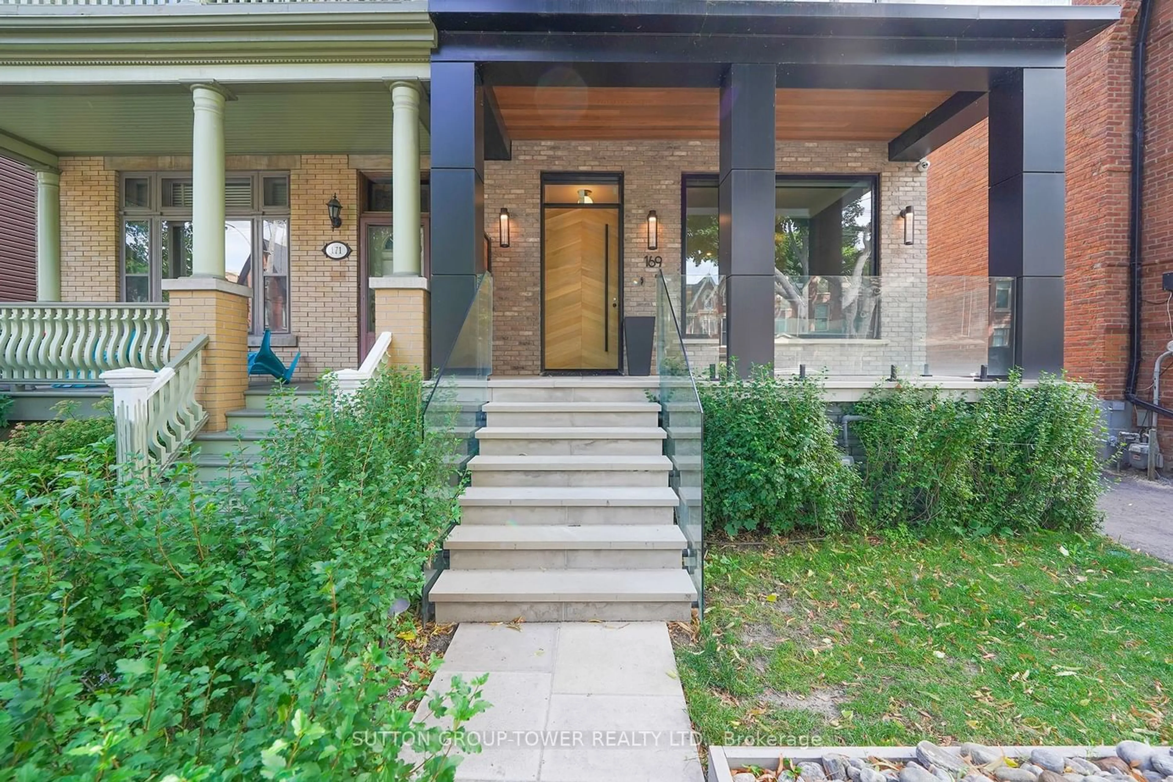 Home with brick exterior material for 169 Strachan Ave, Toronto Ontario M6J 2T1