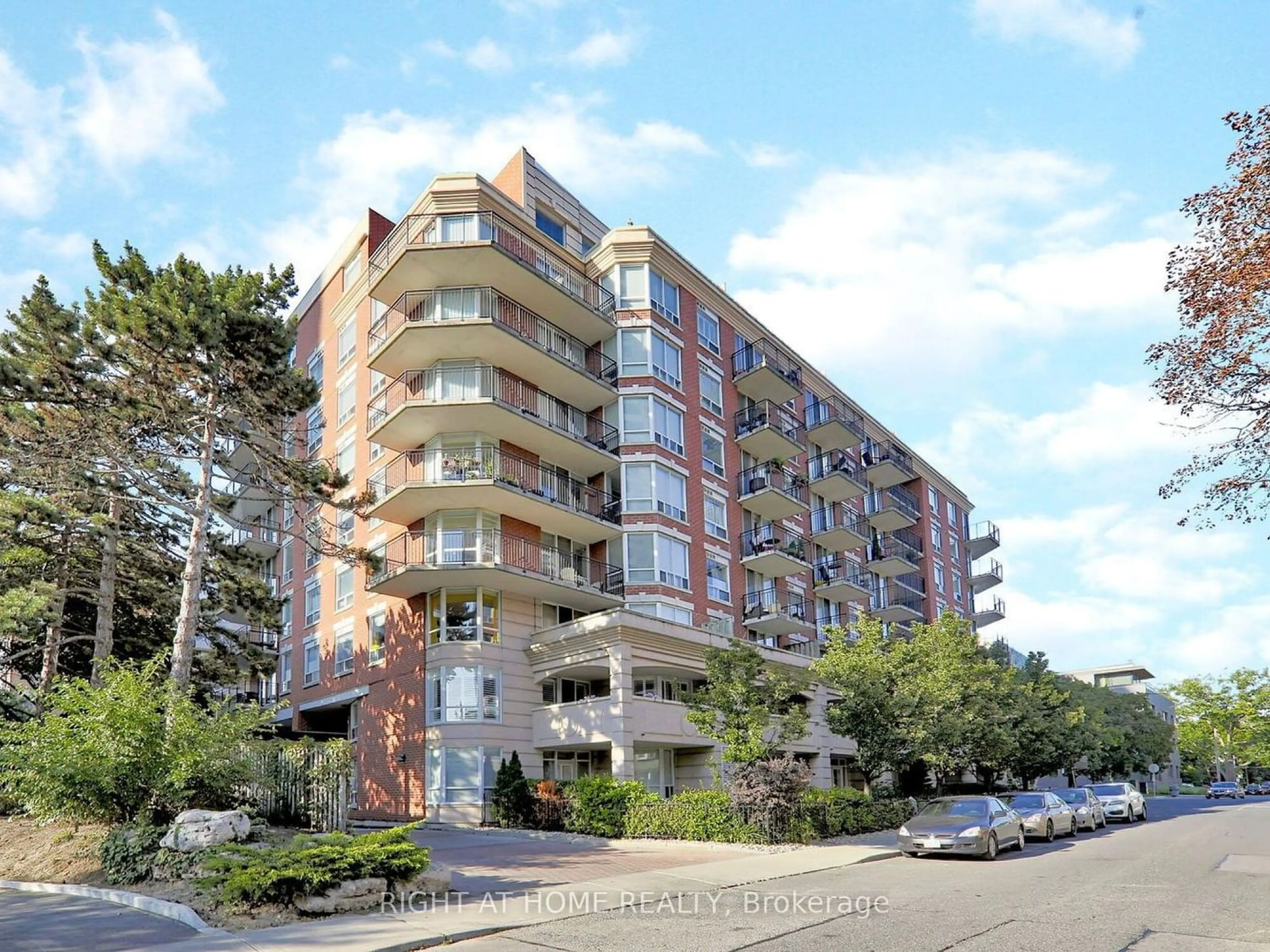A pic from exterior of the house or condo for 300 Balliol St #303, Toronto Ontario M4S 3G6