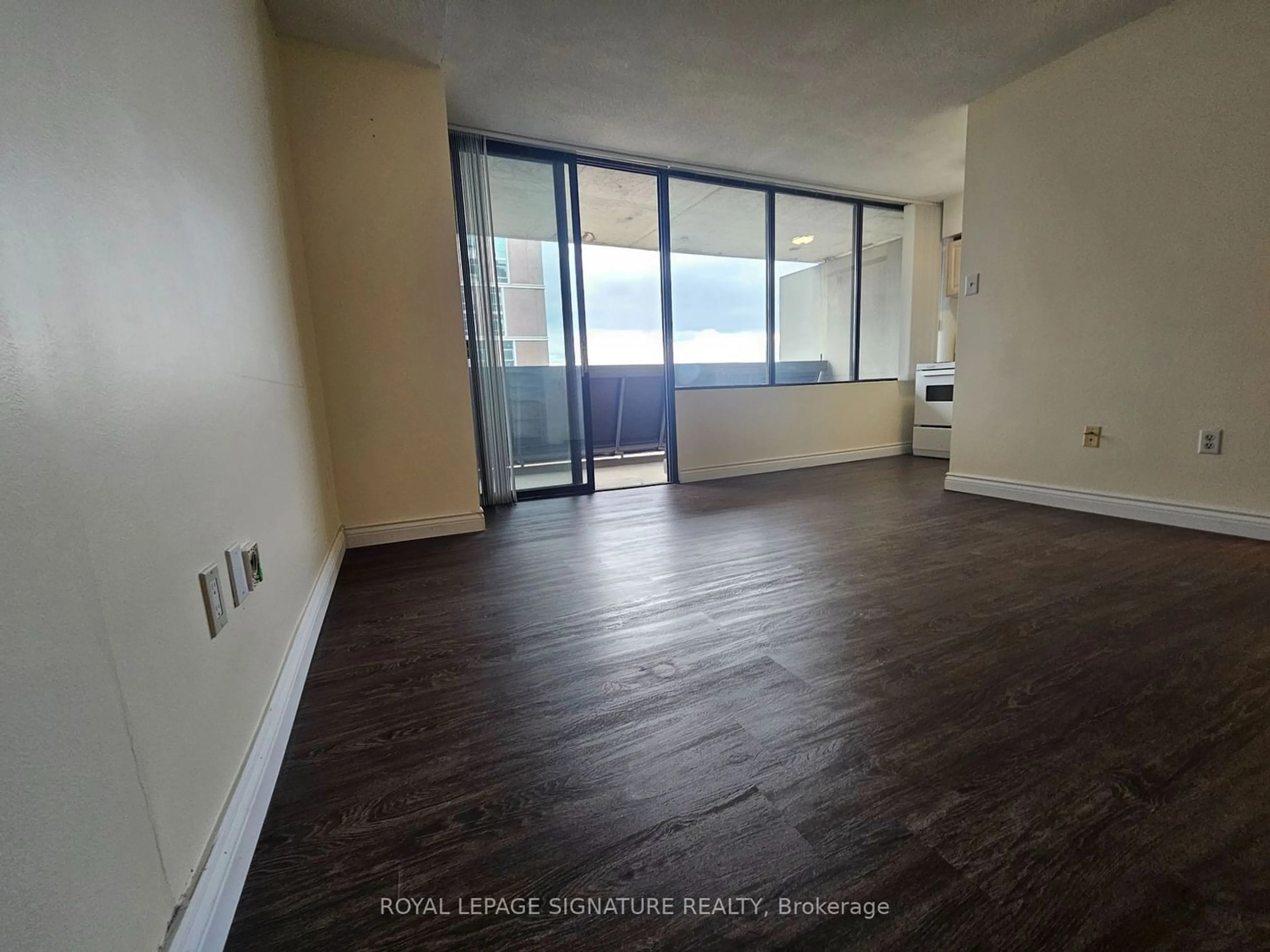 A pic of a room for 720 Spadina Ave #803, Toronto Ontario M5S 2T9