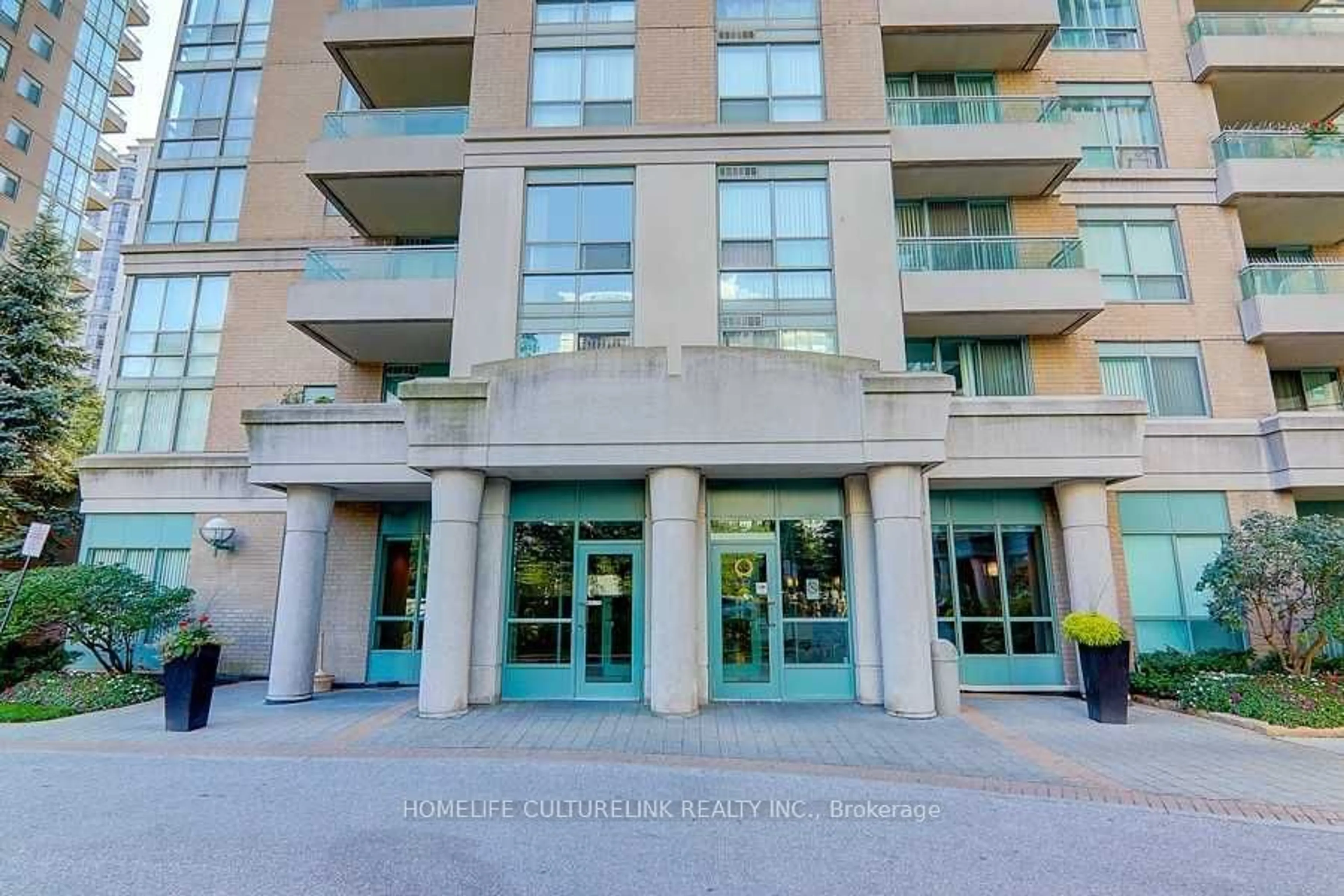 A pic from exterior of the house or condo for 3 Pemberton Ave #2201, Toronto Ontario M2M 4M1