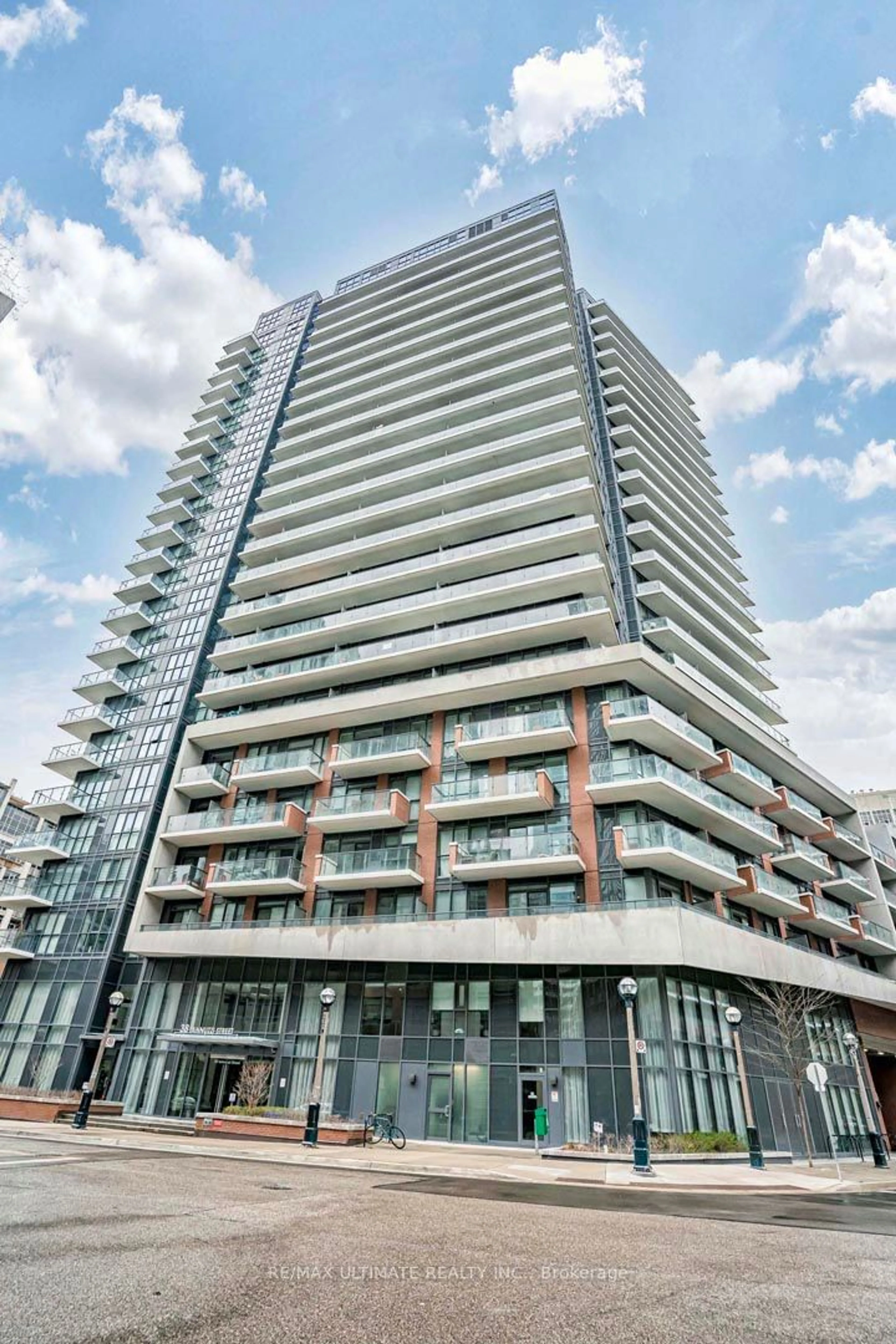 A pic from exterior of the house or condo for 38 Iannuzzi St #607, Toronto Ontario M5V 0S2