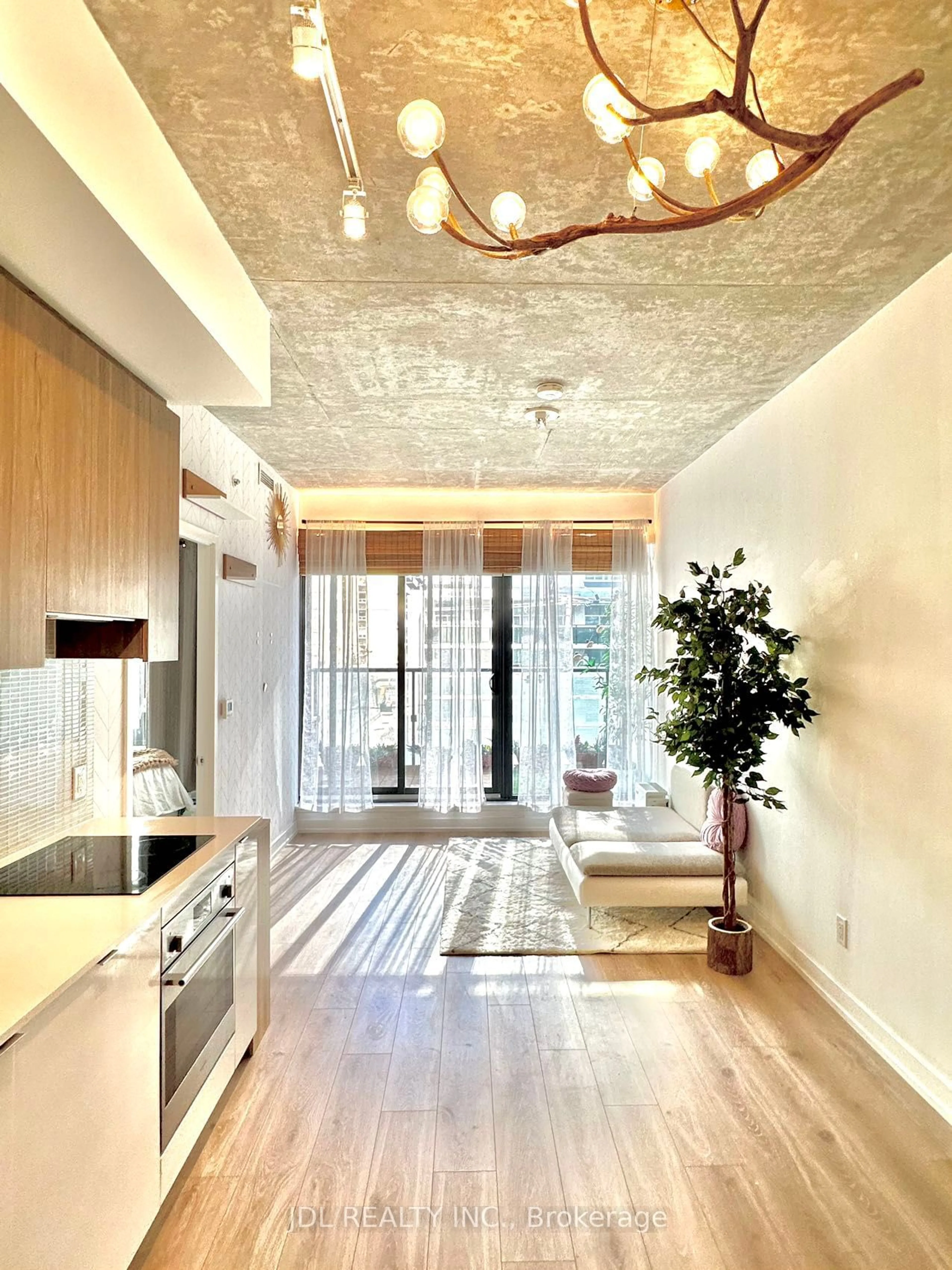 Contemporary kitchen for 161 Roehampton Ave #203, Toronto Ontario M4P 0C8