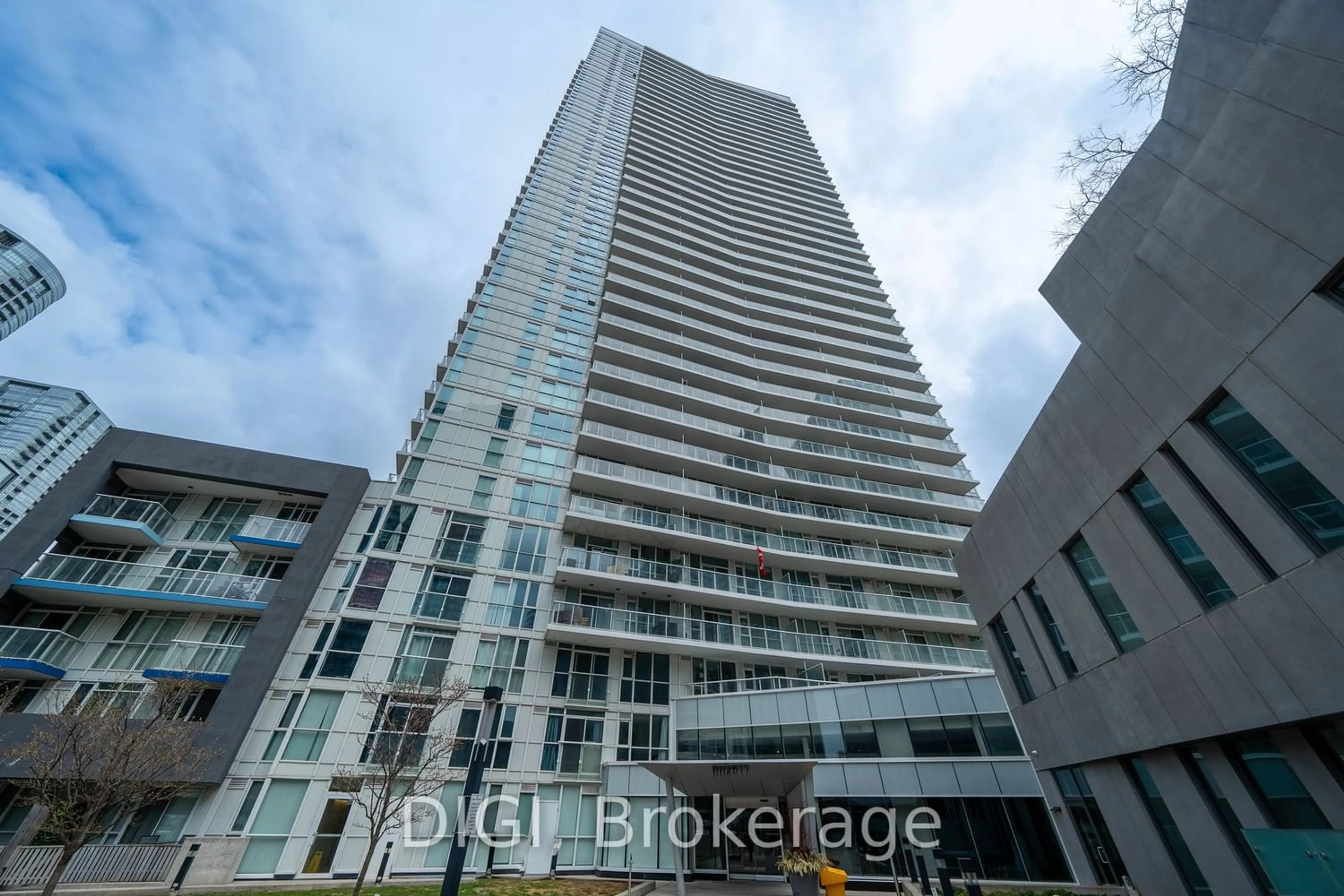A pic from exterior of the house or condo for 75 Queens Wharf Rd #915, Toronto Ontario M5V 0J8