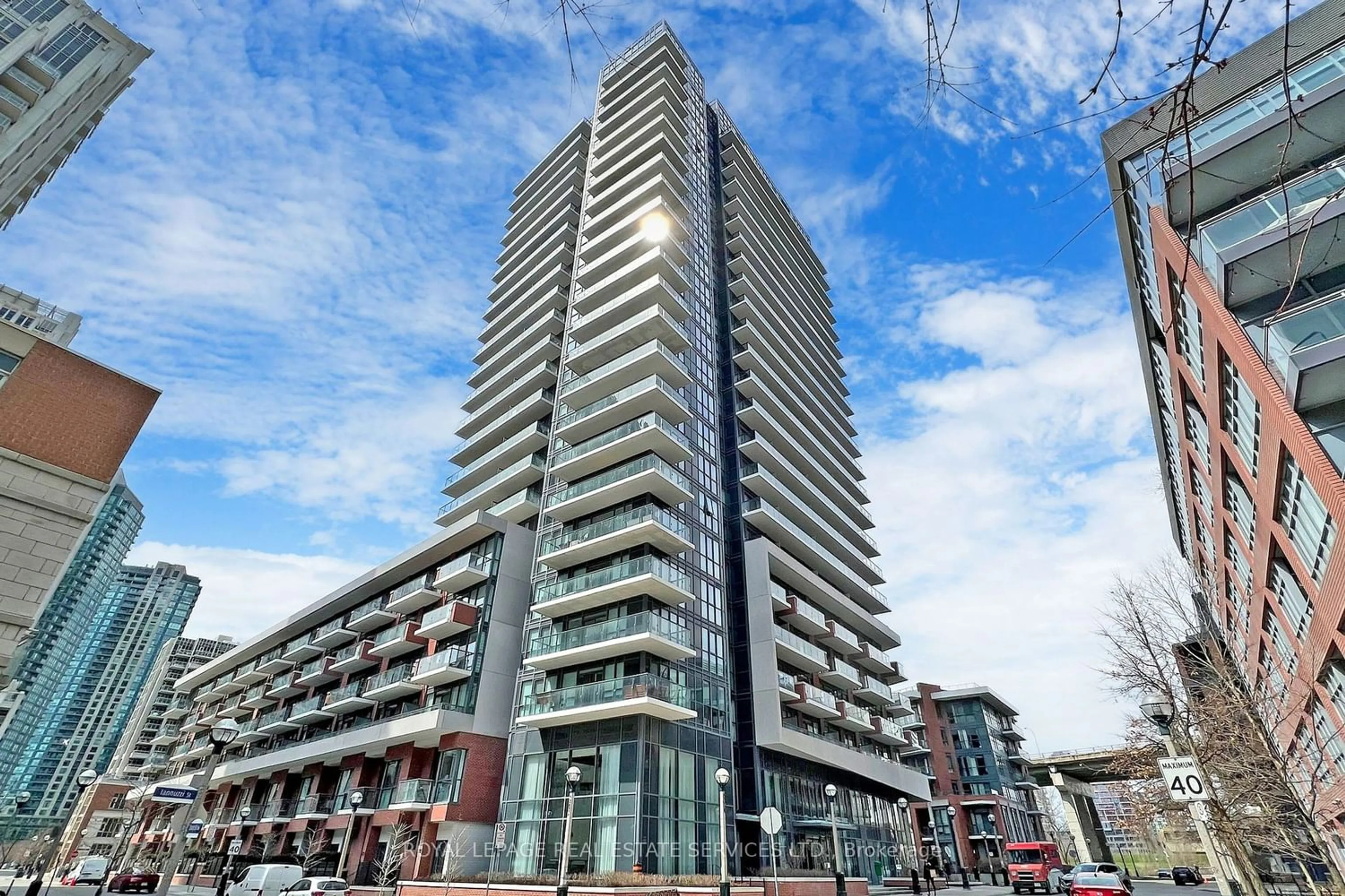 A pic from exterior of the house or condo for 38 Iannuzzi St #736, Toronto Ontario M5V 0S2