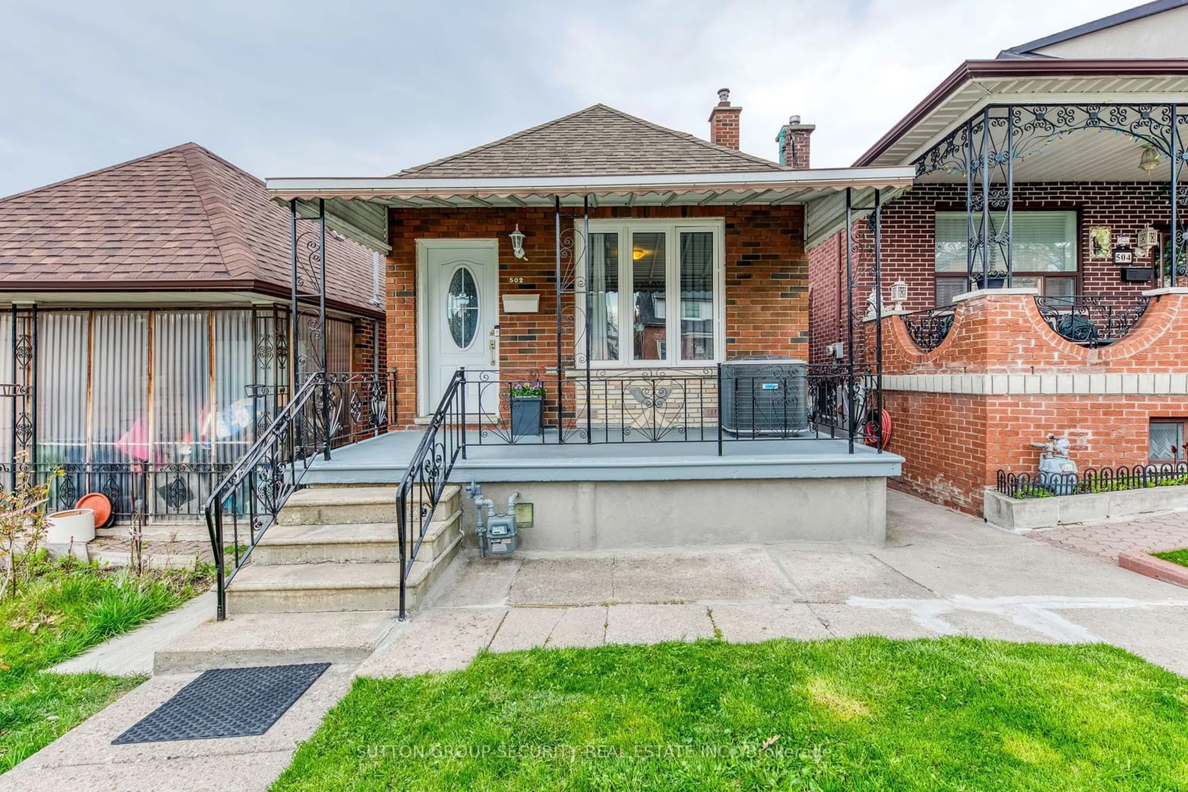 Home with brick exterior material for 502 Westmount Ave, Toronto Ontario M6E 3N5