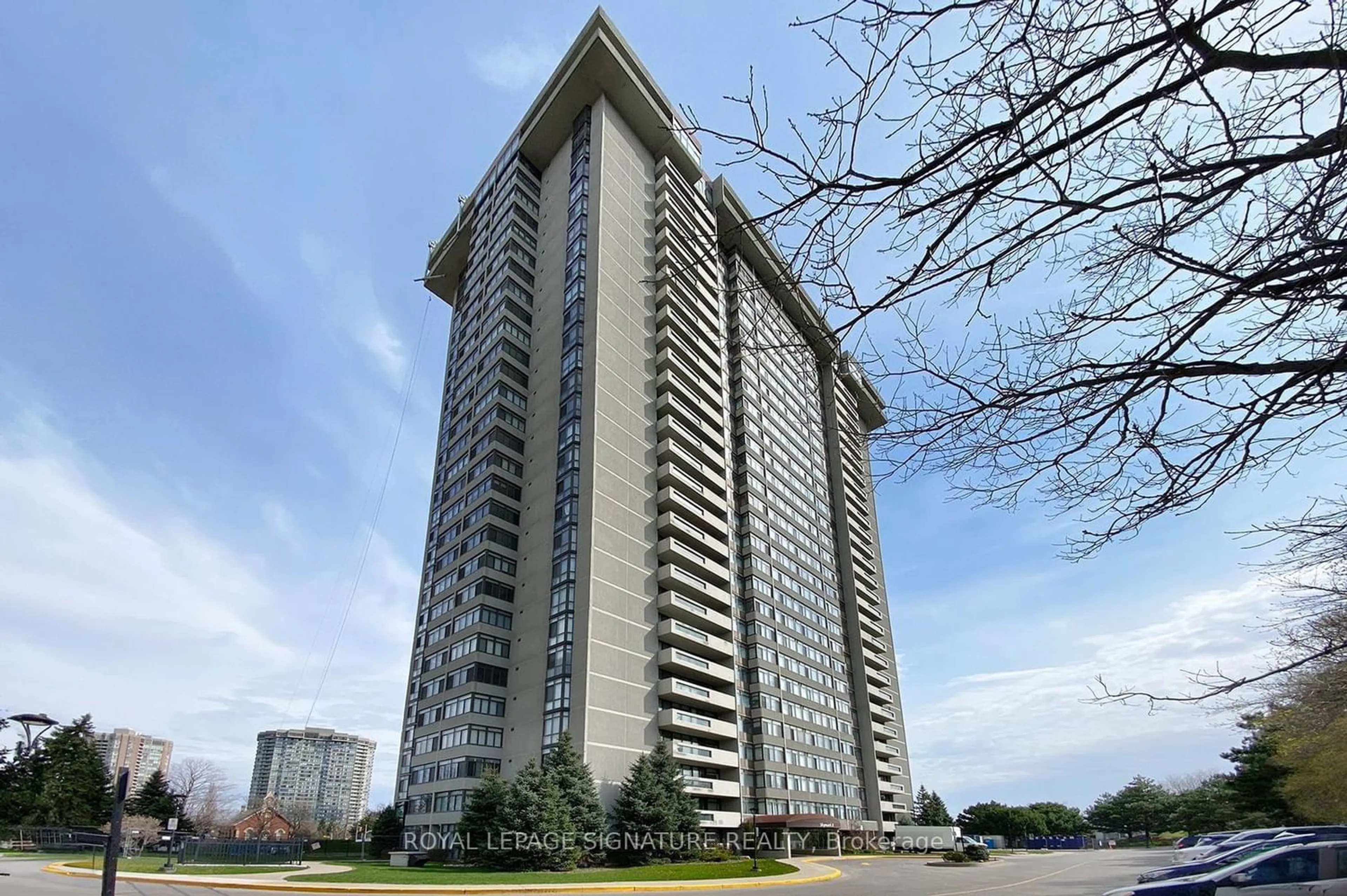 A pic from exterior of the house or condo for 1555 Finch Ave #505, Toronto Ontario M2J 4X9
