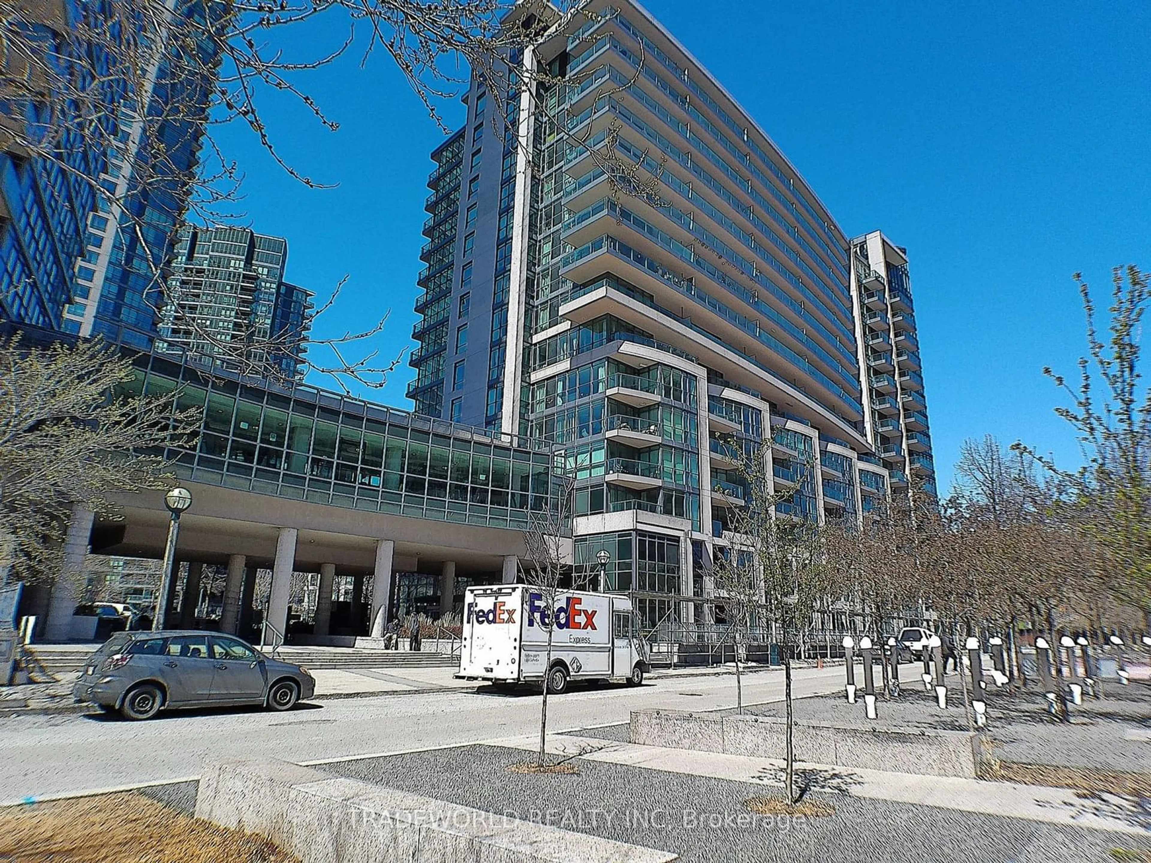A pic from exterior of the house or condo for 209 Fort York Blvd #358, Toronto Ontario M5V 4A1