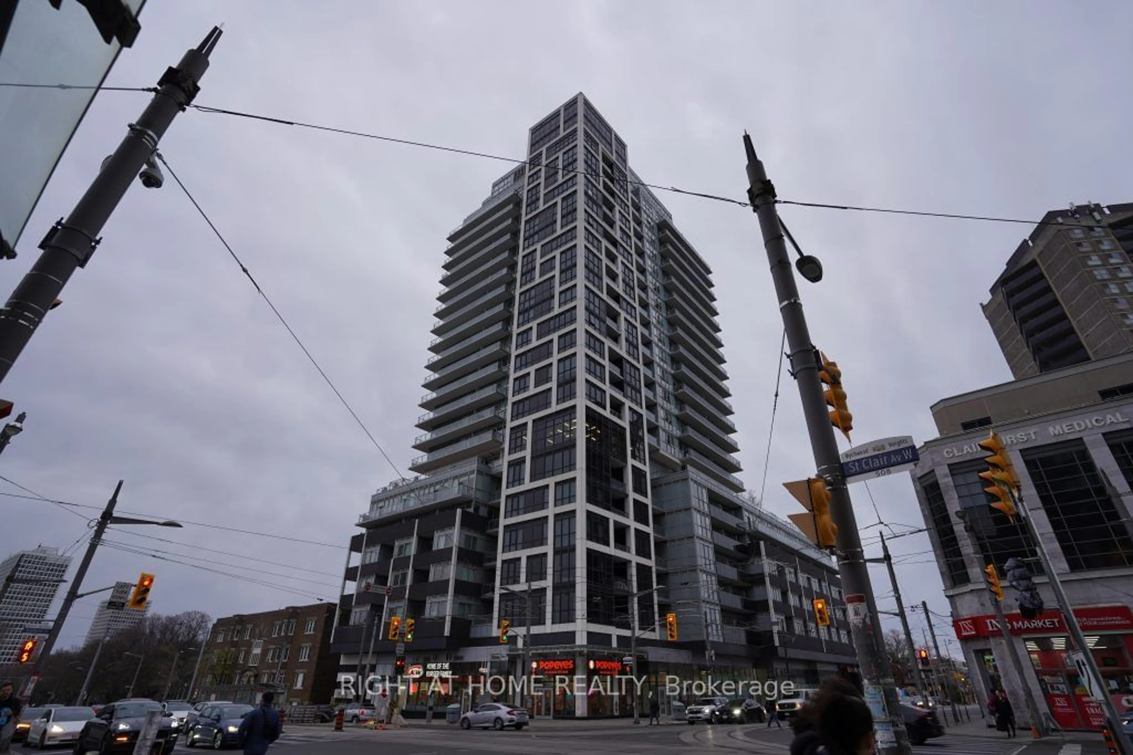 A pic from exterior of the house or condo for 501 St Clair Ave #517, Toronto Ontario M5P 0A2