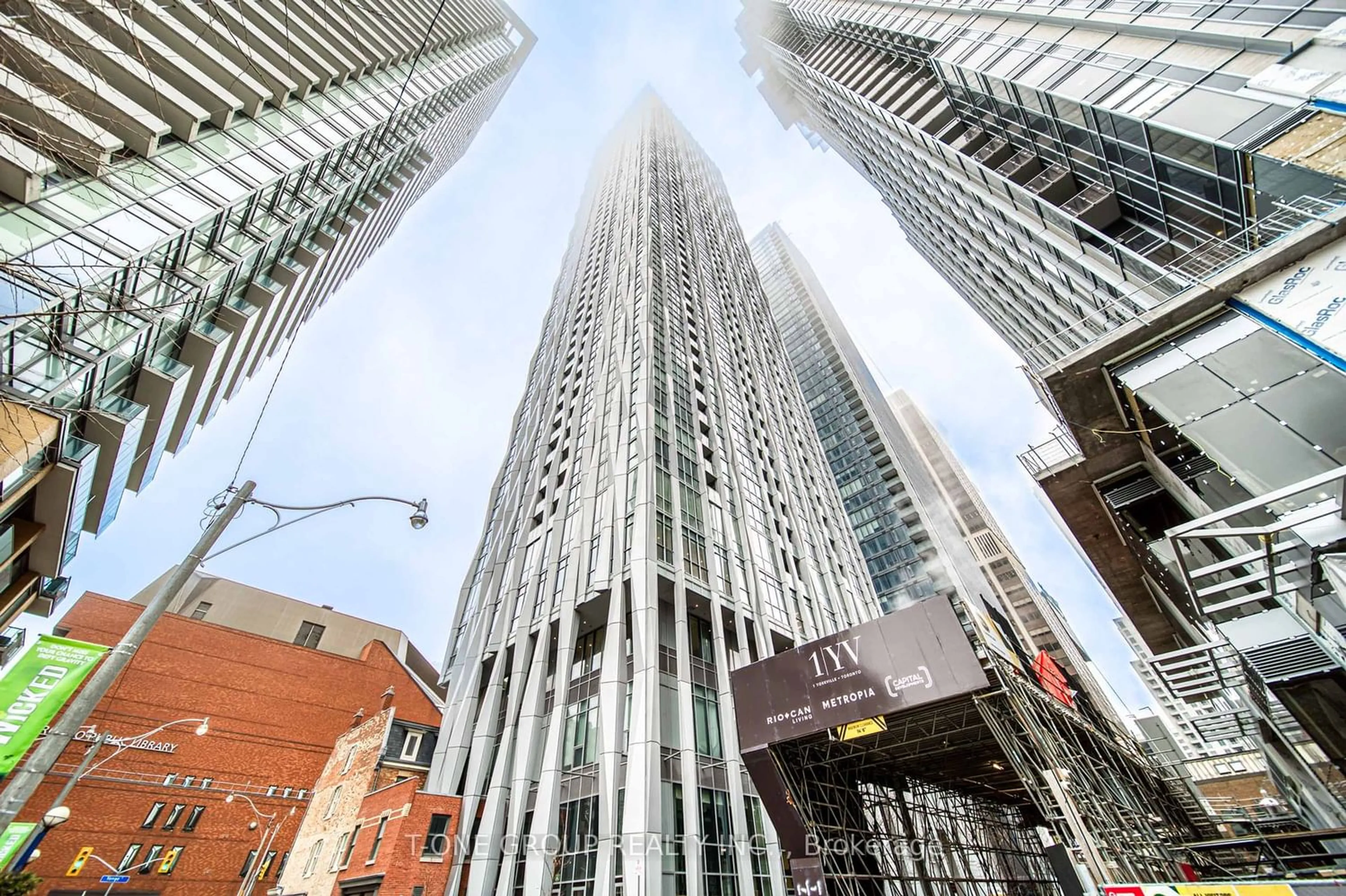 A pic from exterior of the house or condo for 1 Yorkville Ave #1604, Toronto Ontario M4W 1L1