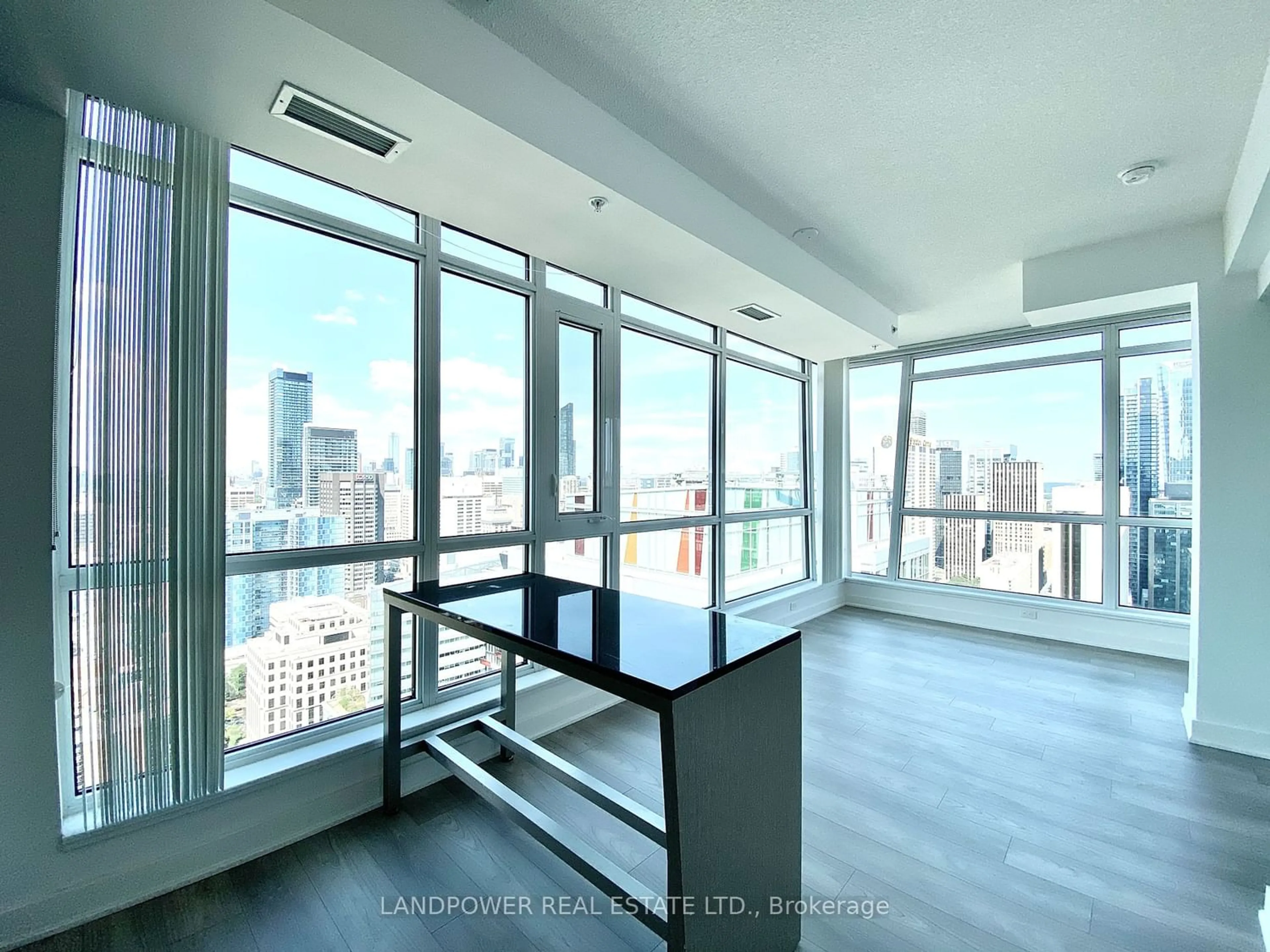 Other indoor space for 30 Nelson St #3502, Toronto Ontario M5V 0H5