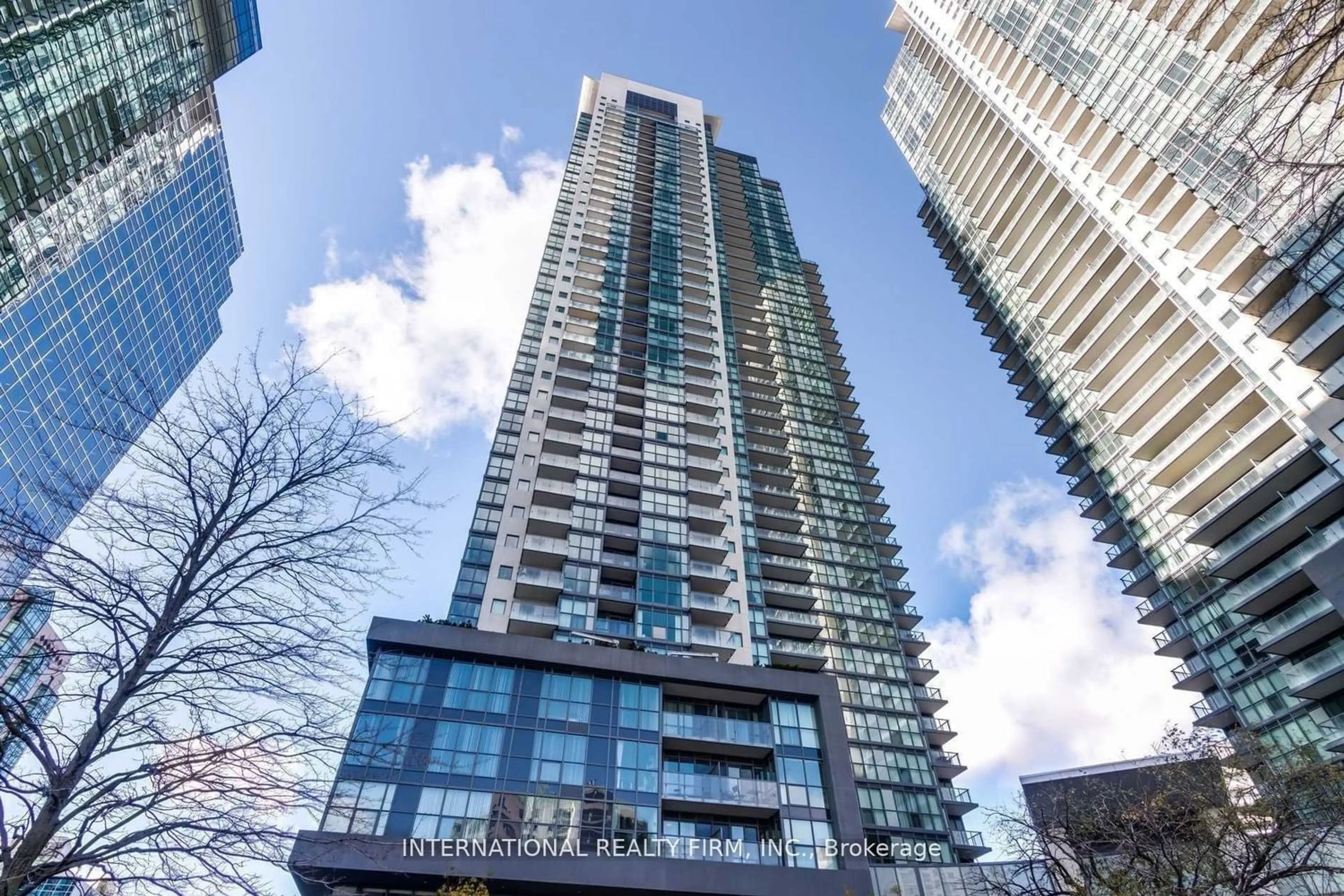 A pic from exterior of the house or condo for 5162 Yonge St #1811, Toronto Ontario M2N 0E9