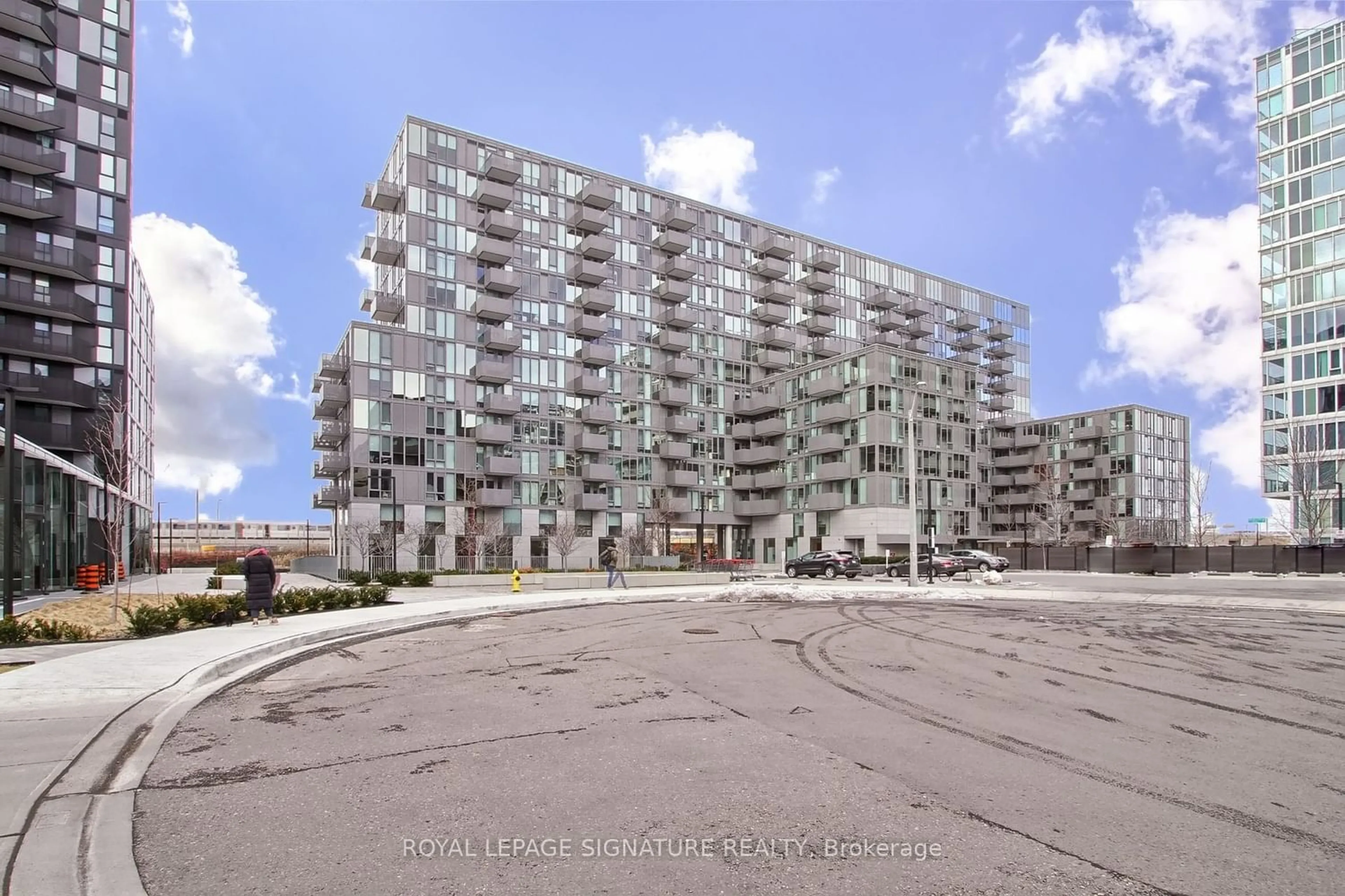 A pic from exterior of the house or condo for 38 Monte Kwinter Crt #810, Toronto Ontario M3H 0E2