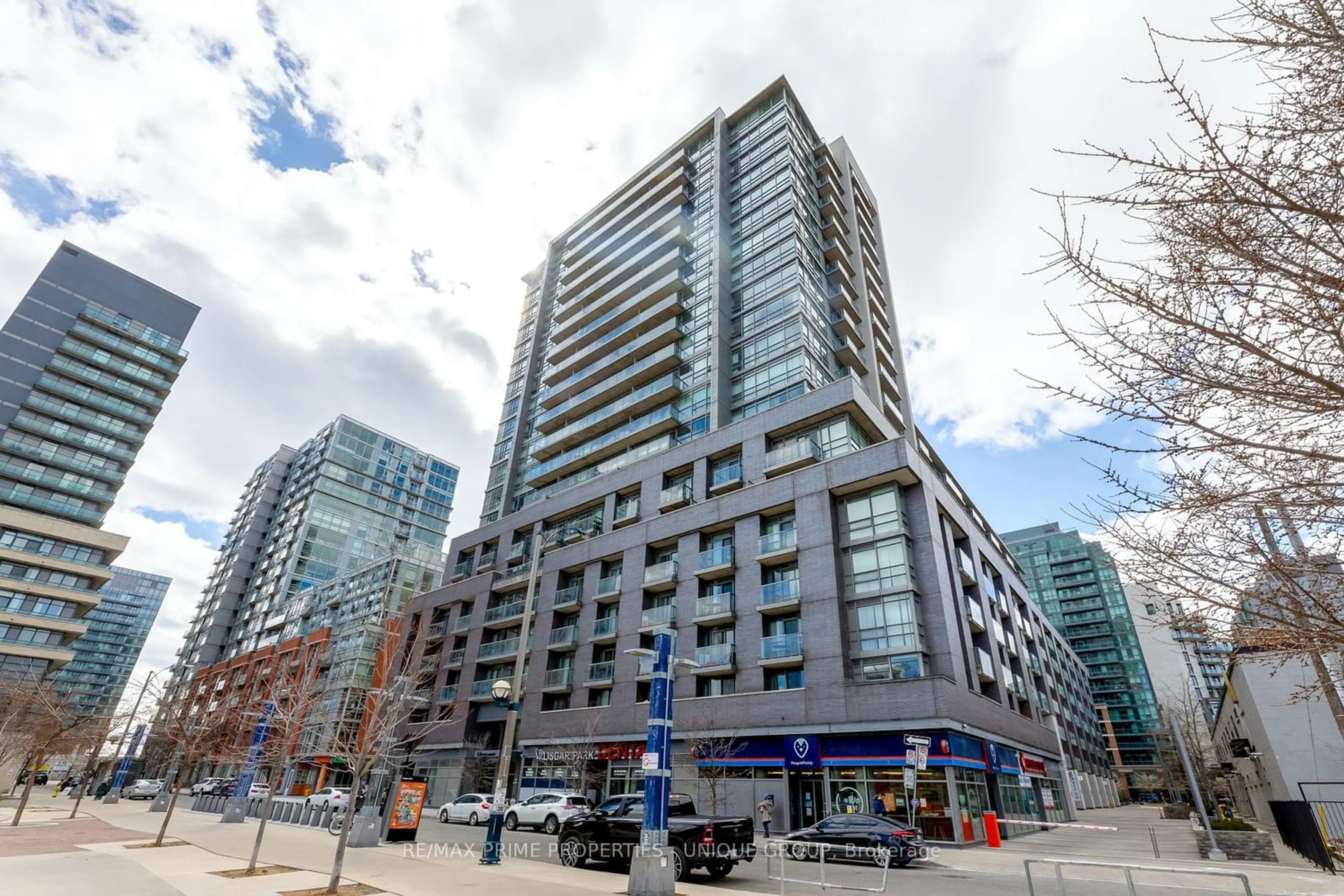 A pic from exterior of the house or condo for 68 Abell St #1007, Toronto Ontario M6J 0B1