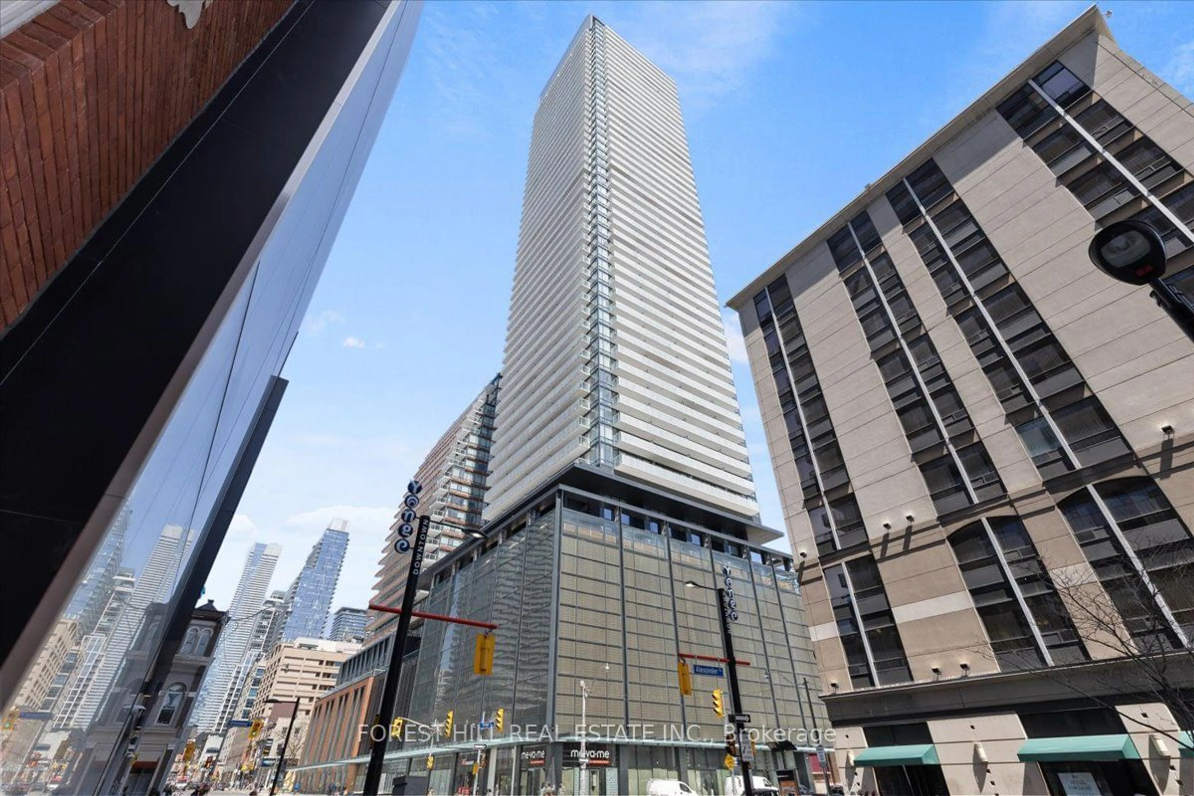 A pic from exterior of the house or condo for 501 Yonge St #3805, Toronto Ontario M4Y 0G8