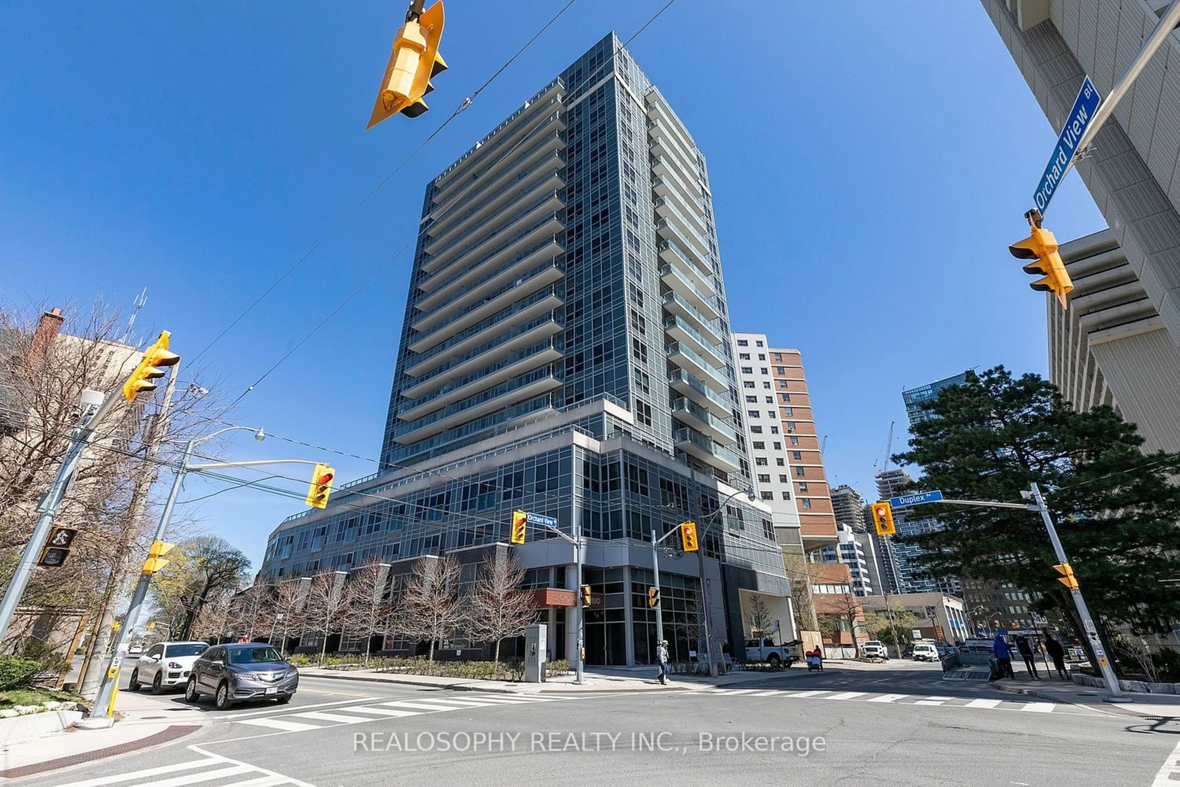 A pic from exterior of the house or condo for 58 Orchard View Blvd #506, Toronto Ontario M4R 1B9