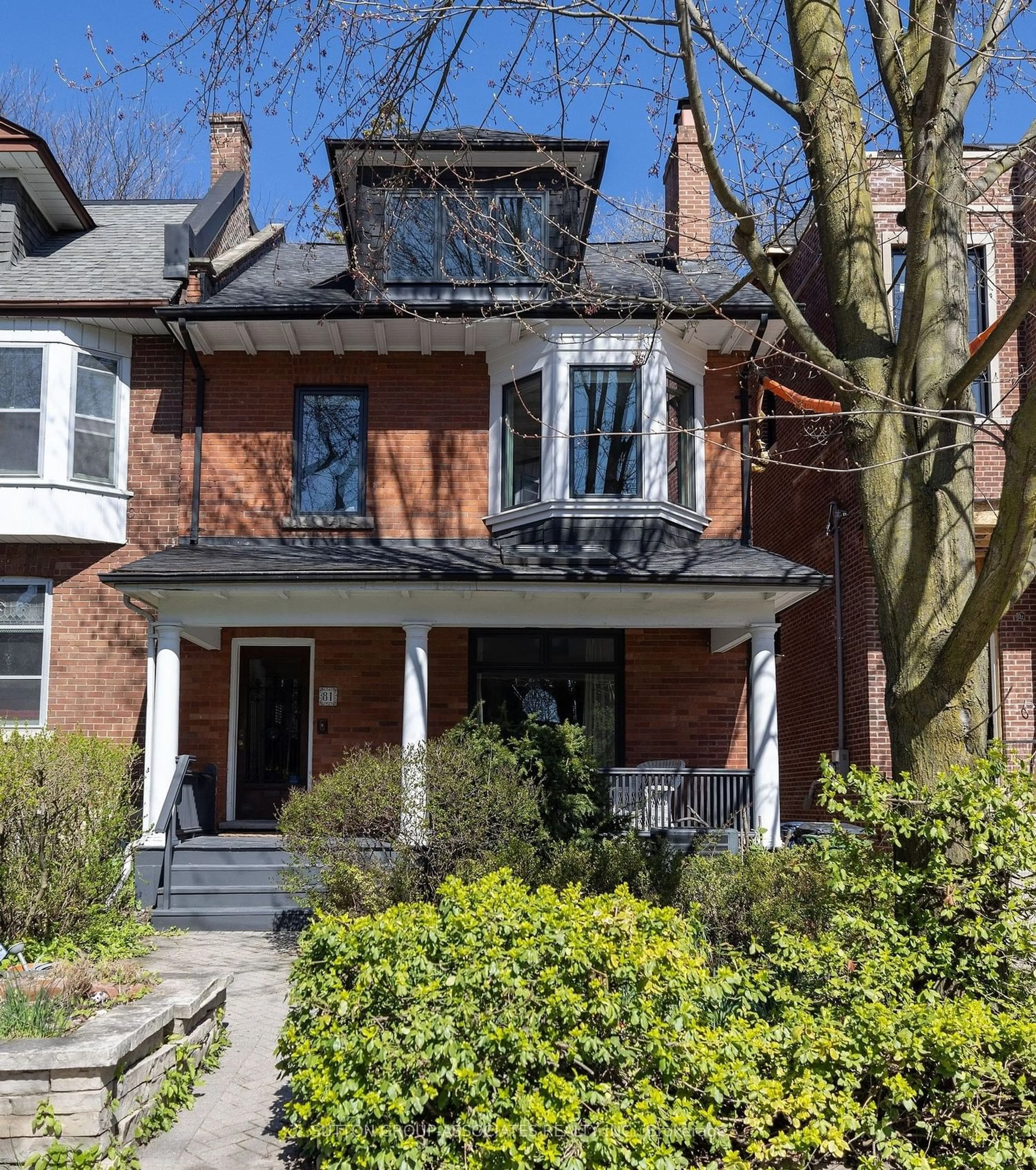 Home with brick exterior material for 81 Kendal Ave, Toronto Ontario M5R 1L8