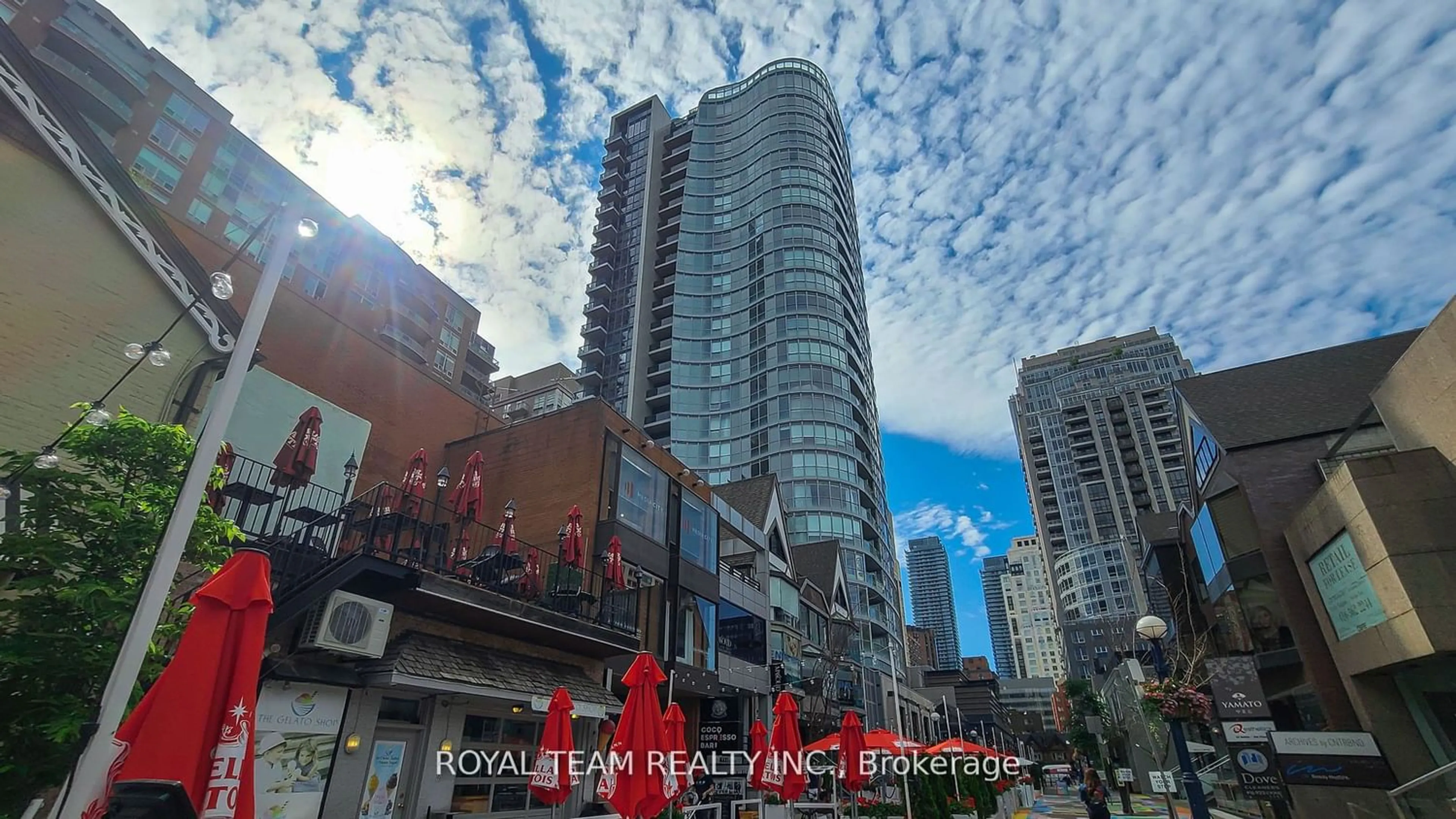 A pic from exterior of the house or condo for 88 Cumberland St #1806, Toronto Ontario M5R 0C8