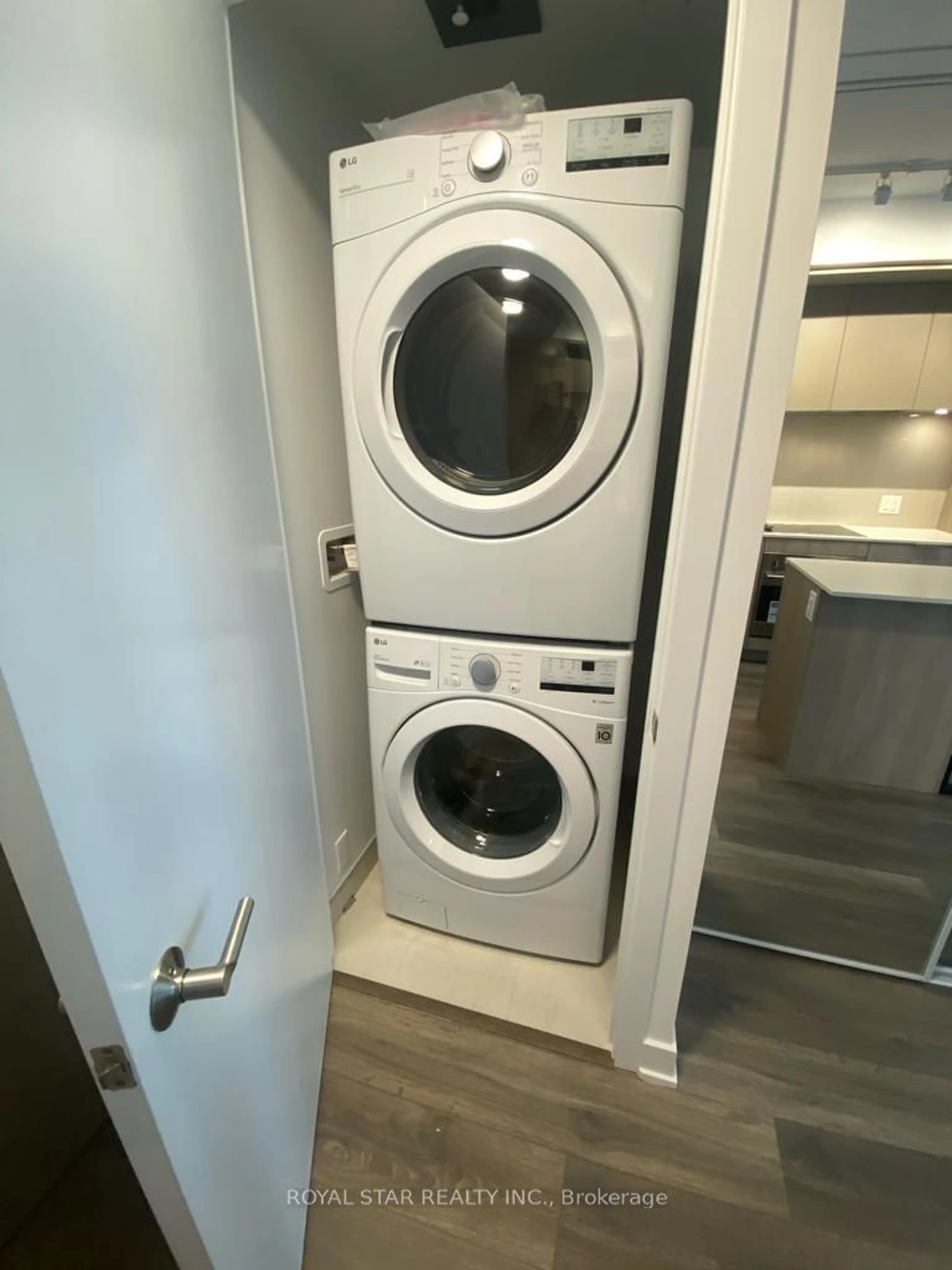 Washer and dryer for 35 Tubman Ave #913, Toronto Ontario M5A 0M8