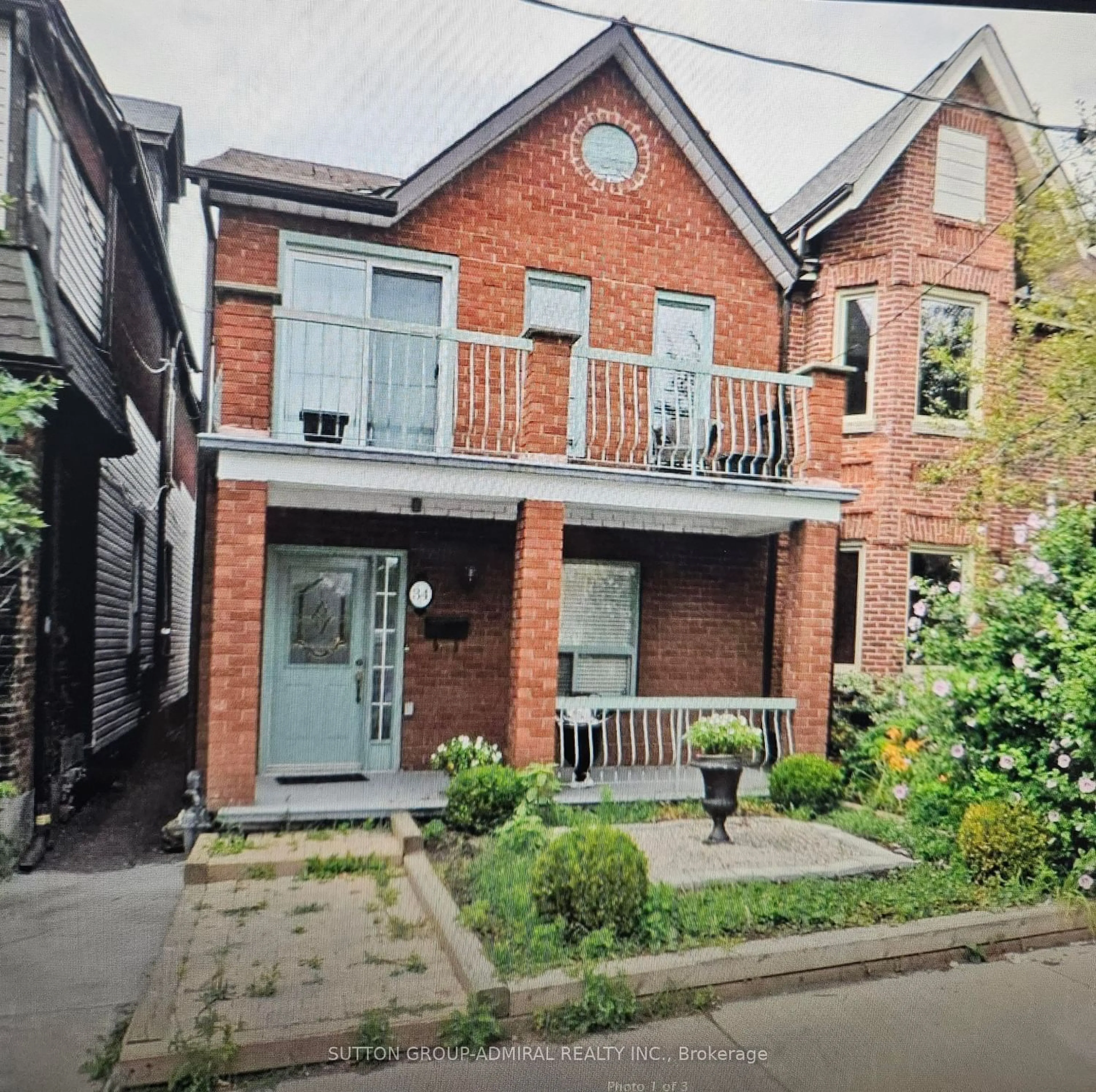 A pic from exterior of the house or condo, the street view for 34 Dartnell Ave, Toronto Ontario M5R 3A4