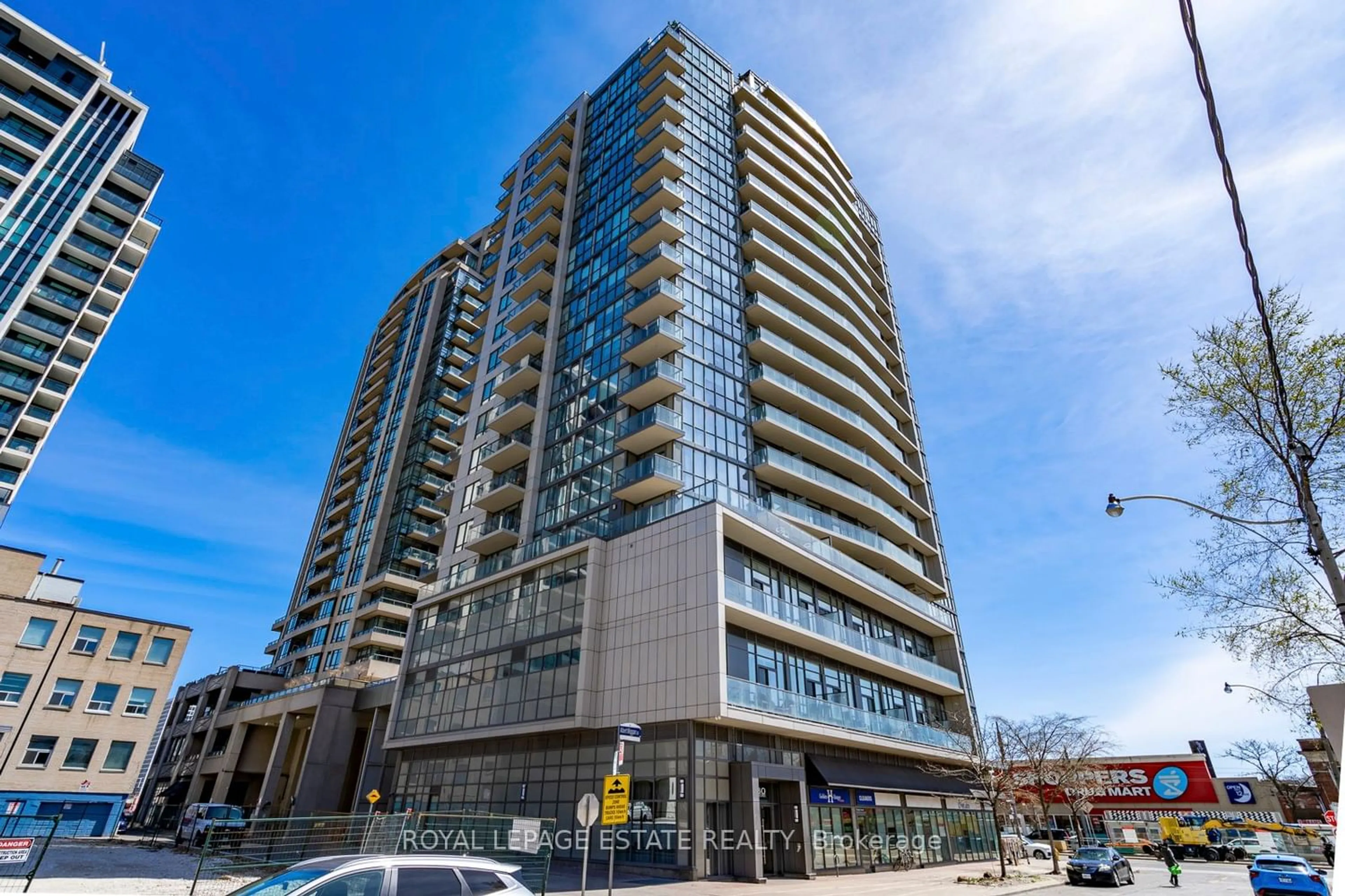 A pic from exterior of the house or condo for 530 St. Clair Ave #1506, Toronto Ontario M6C 0A2