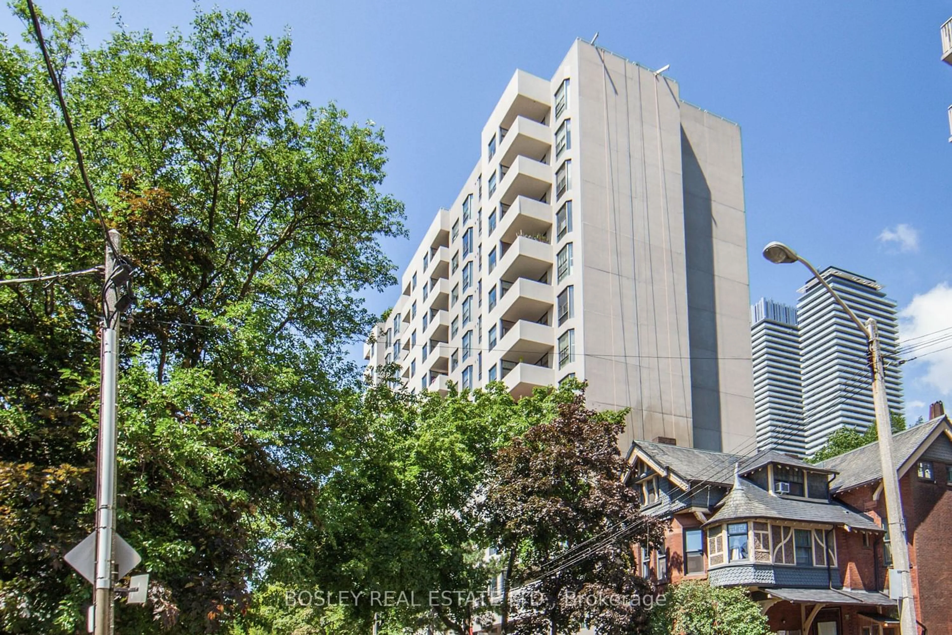 A pic from exterior of the house or condo for 86 Gloucester St #705, Toronto Ontario M4Y 2S2