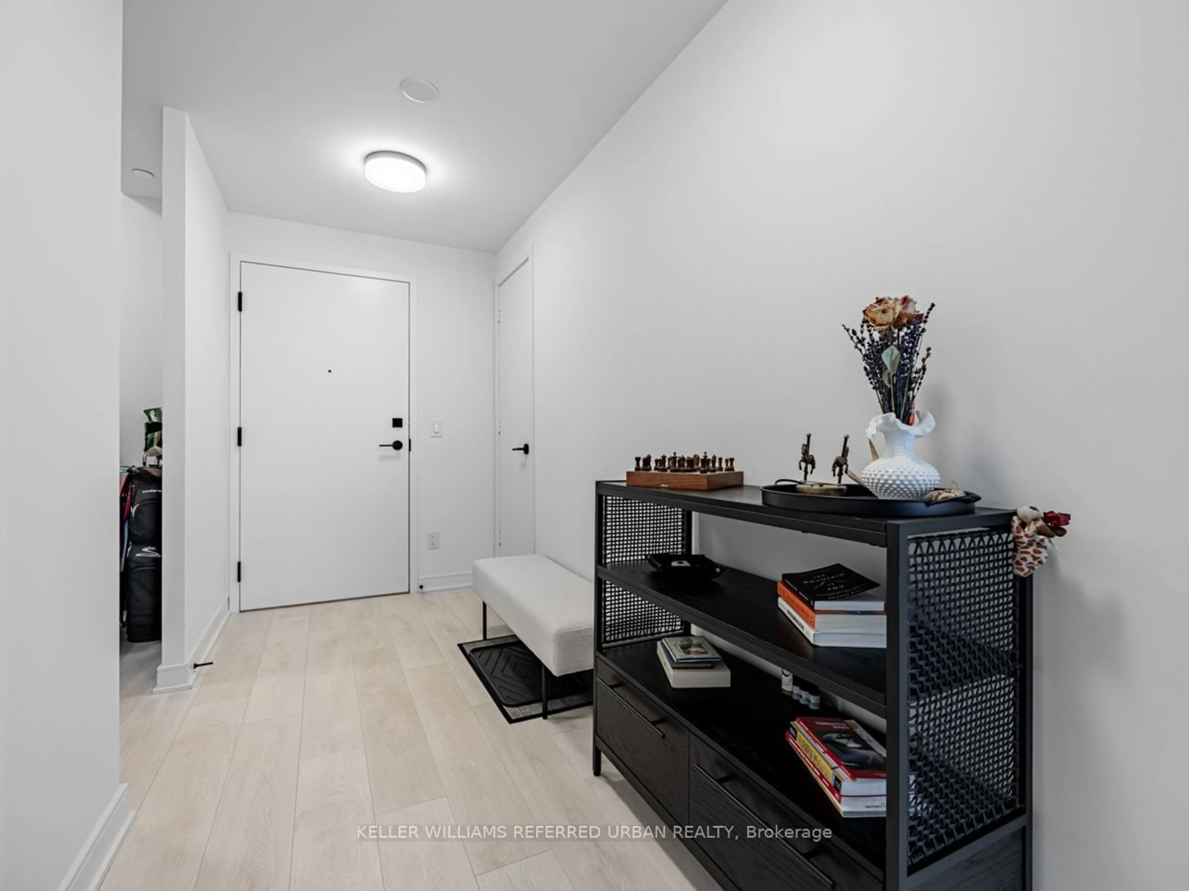 Indoor entryway for 35 Rolling Mills Rd #N707, Toronto Ontario M5A 0V6