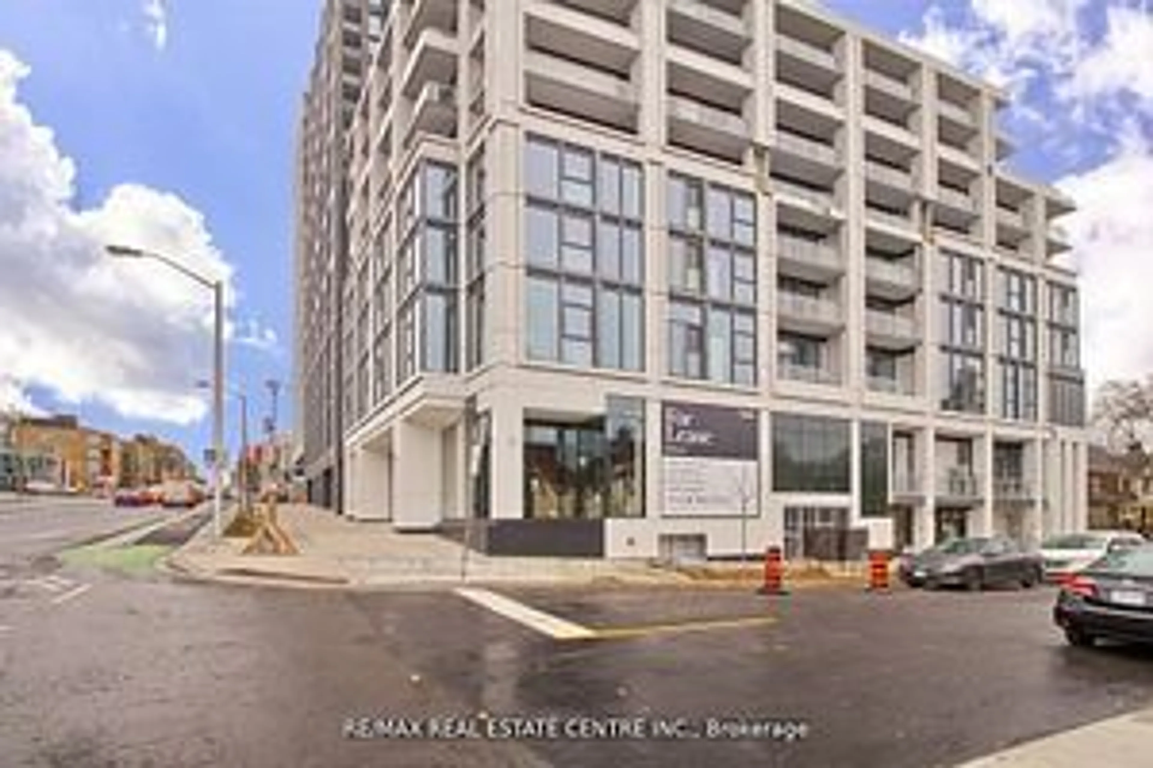A pic from exterior of the house or condo for 2020 Bathurst St #211, Toronto Ontario M6C 2B9