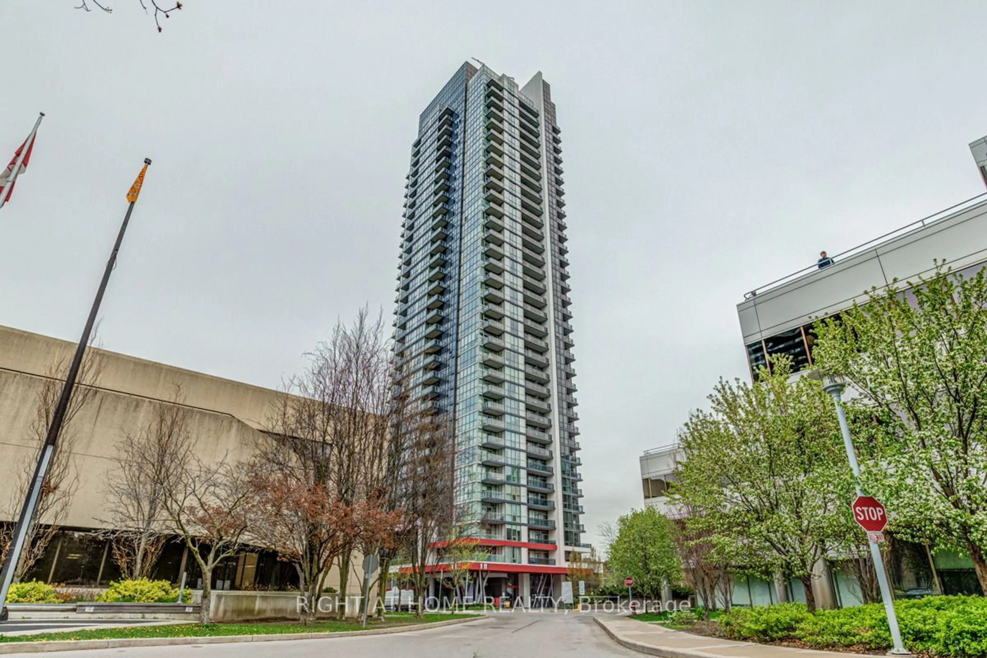 A pic from exterior of the house or condo for 88 Sheppard Ave #1001, Toronto Ontario M2N 0G9