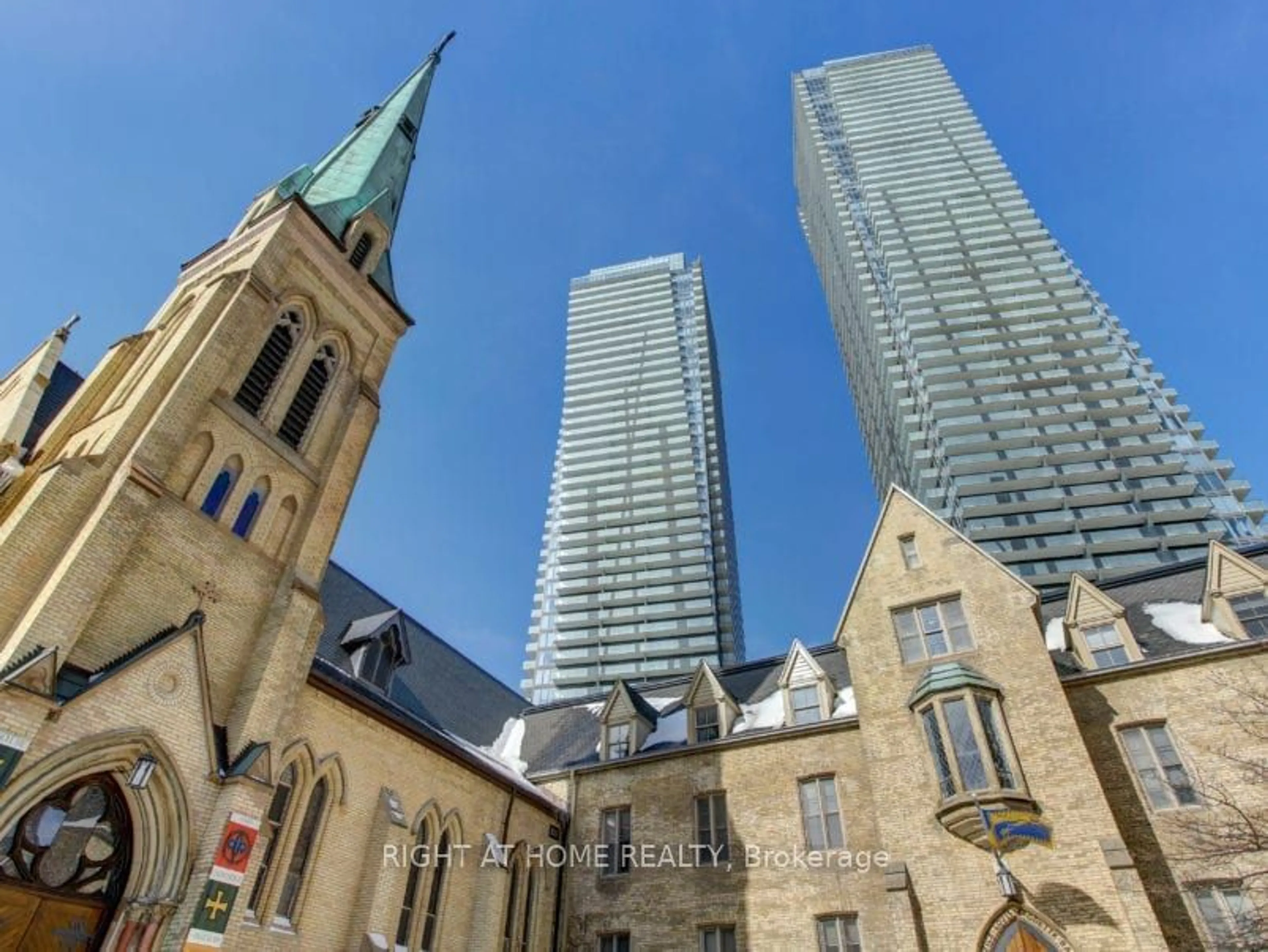 Street view for 65 St Mary St #2202, Toronto Ontario M5S 0A6